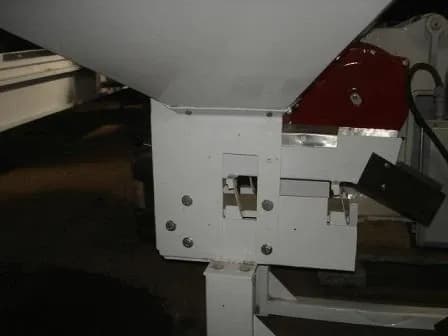 esteira-alimentadora-com-silo-vibratorio