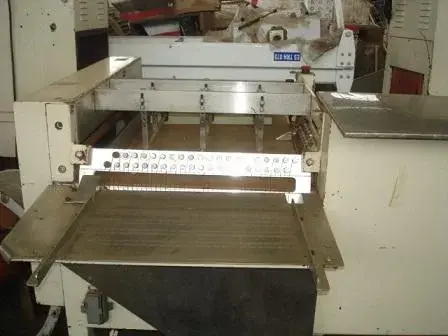 CORTADORA DE PLACAS DE WAFFER