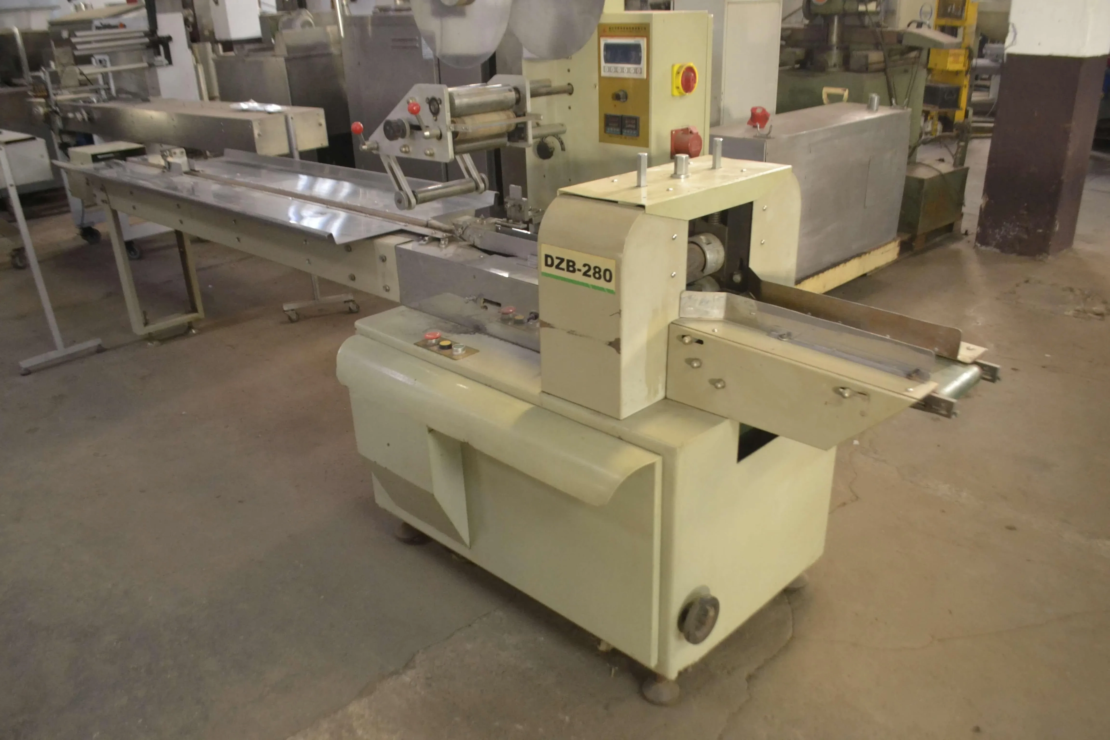 embaladora-flowpack-nanyang-food-modelo-dbz-280