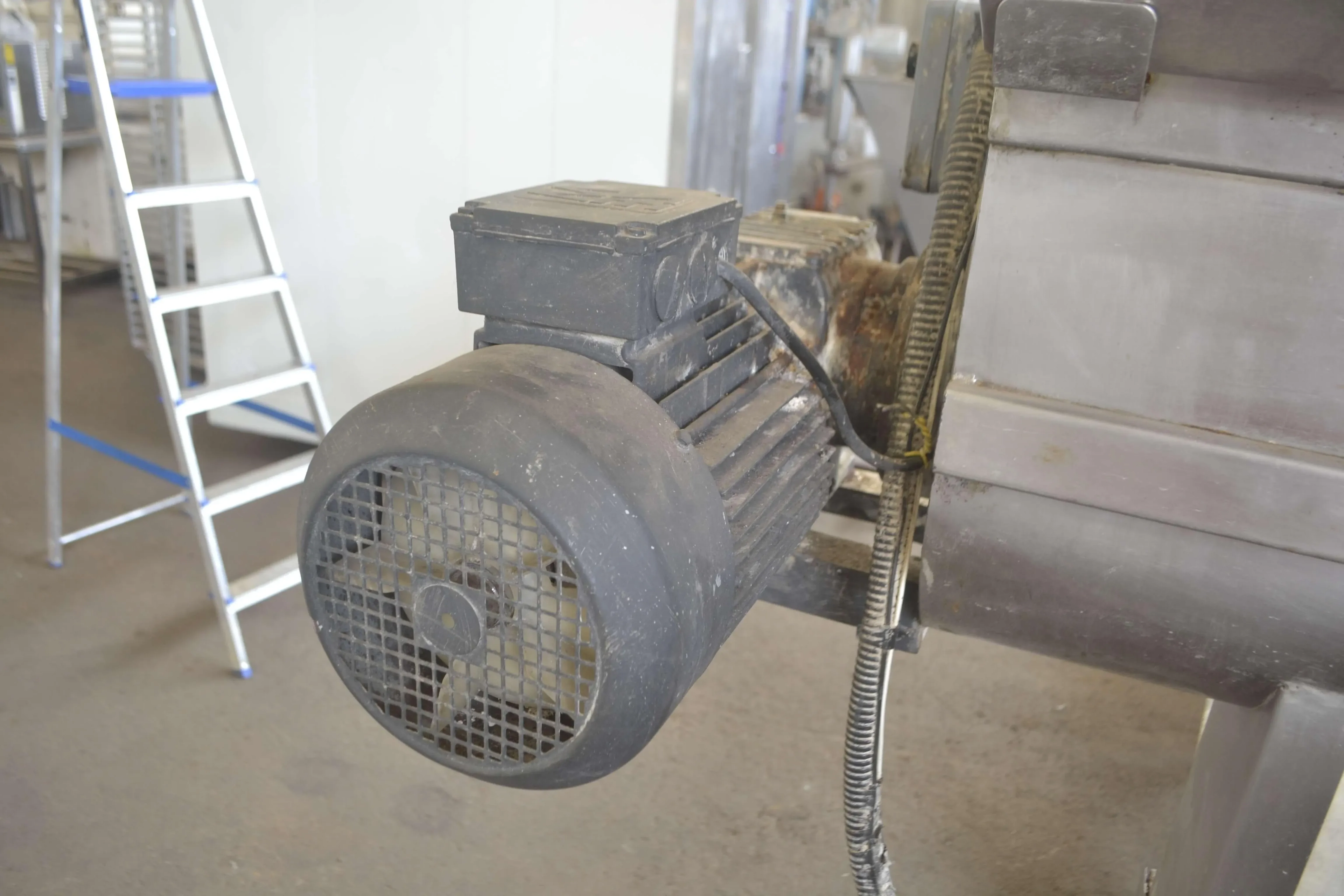 prensa-compactadeira-capacidade-100-kg-marca-indiana-1706