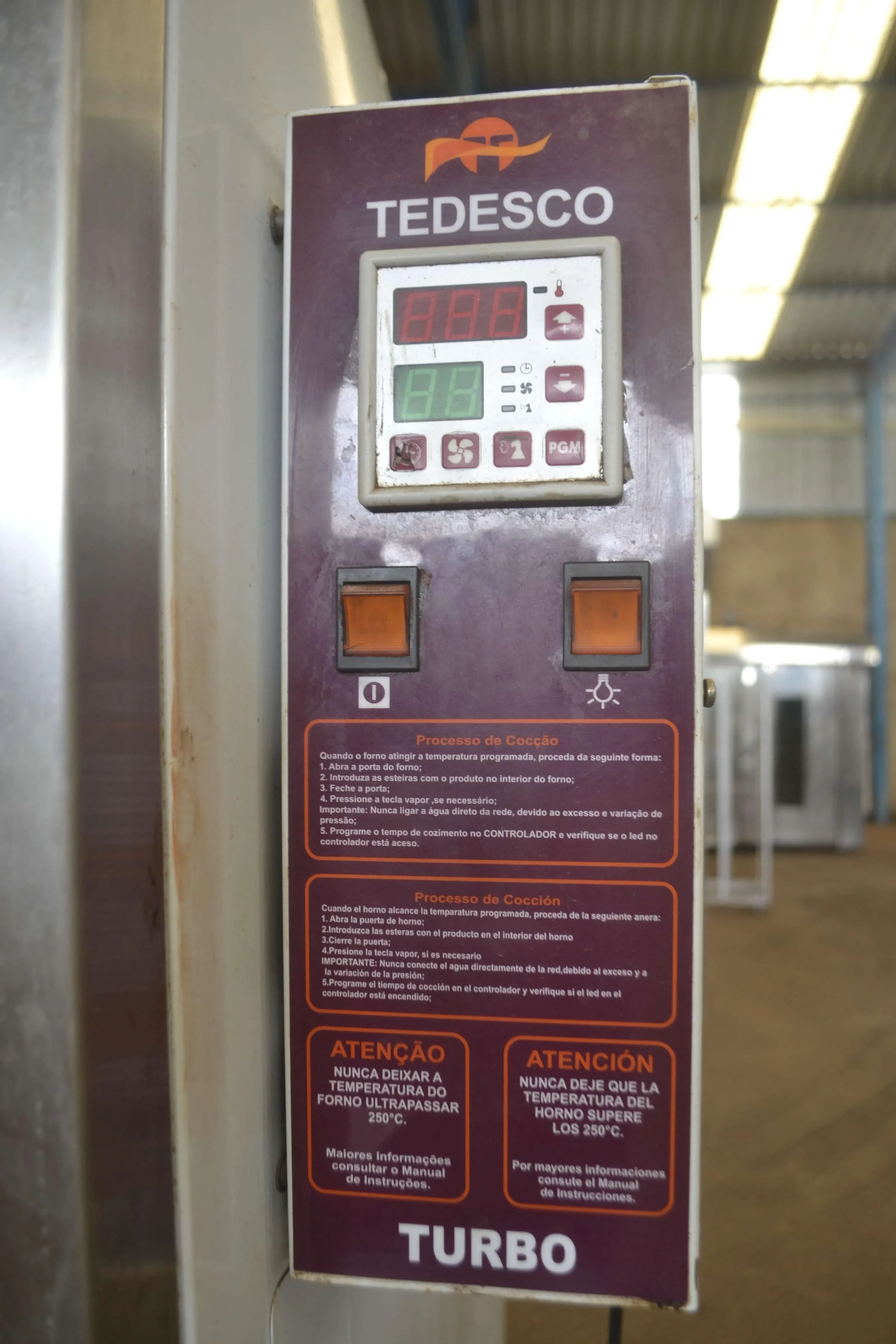 forno-turbo-a-gas-10-esteiras-marca-tedesco