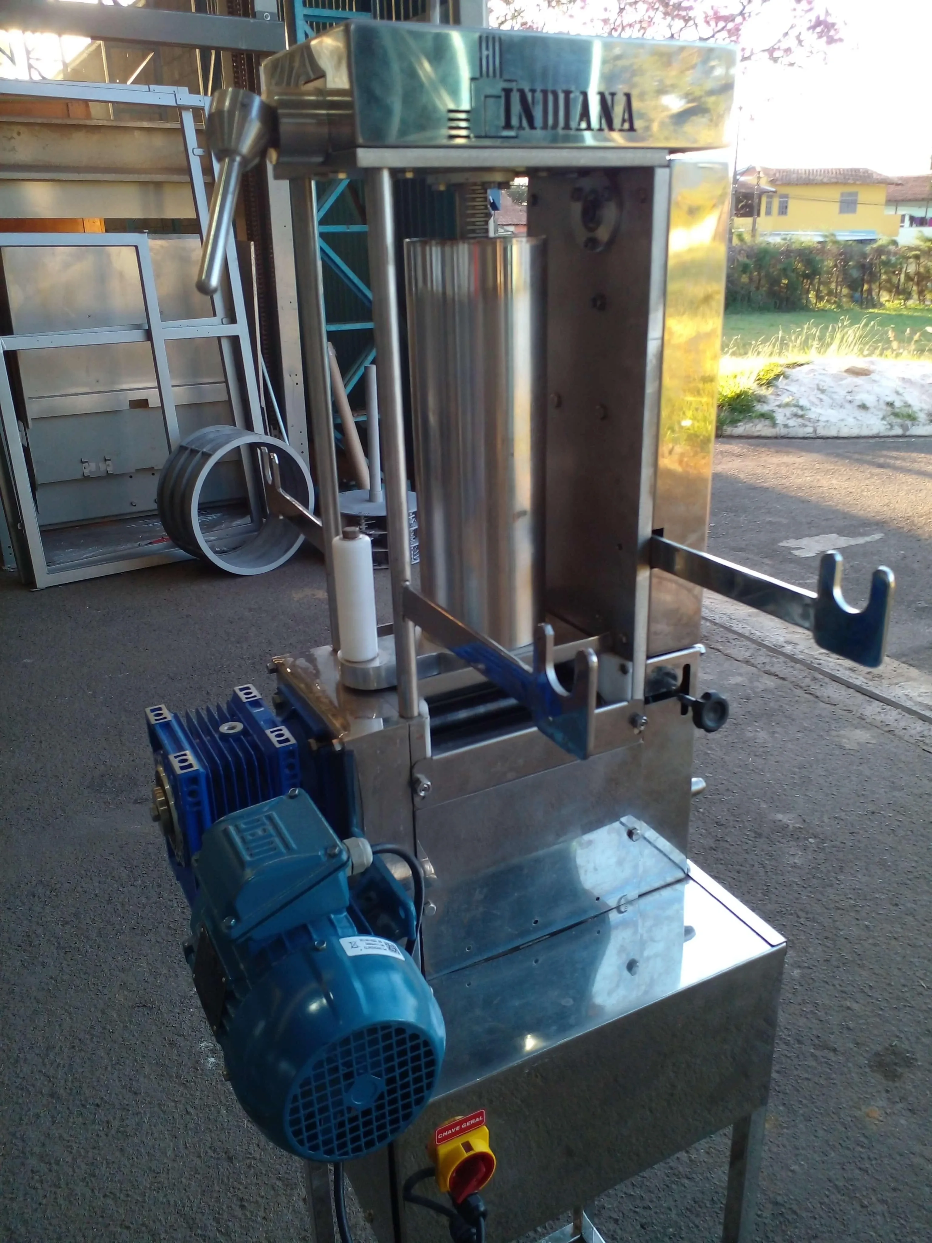 formadora-recheadora-de-pastel-e-ravioli-120-kg-h-marca-indiana