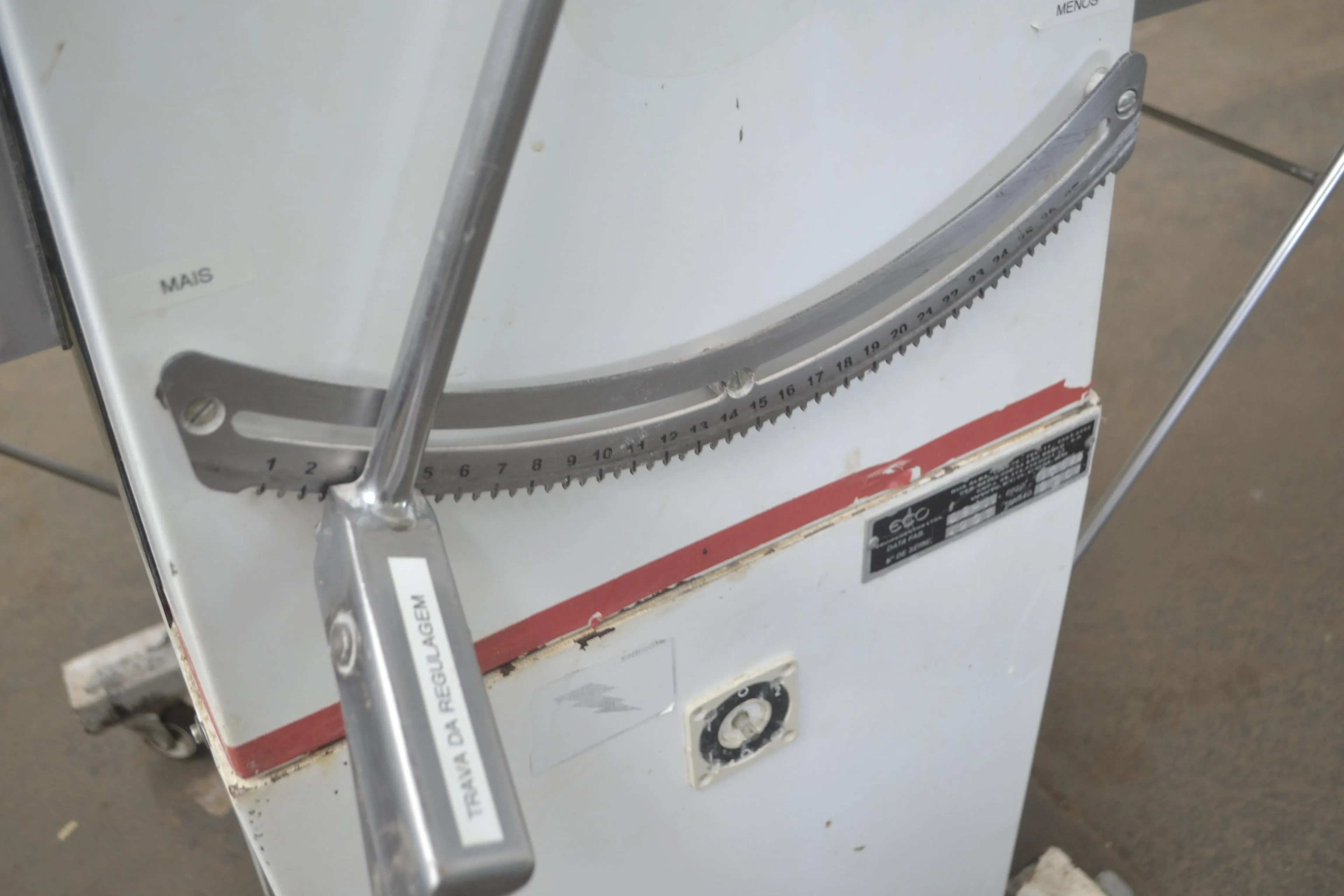 laminadora-de-massas-500-mm-marca-eco