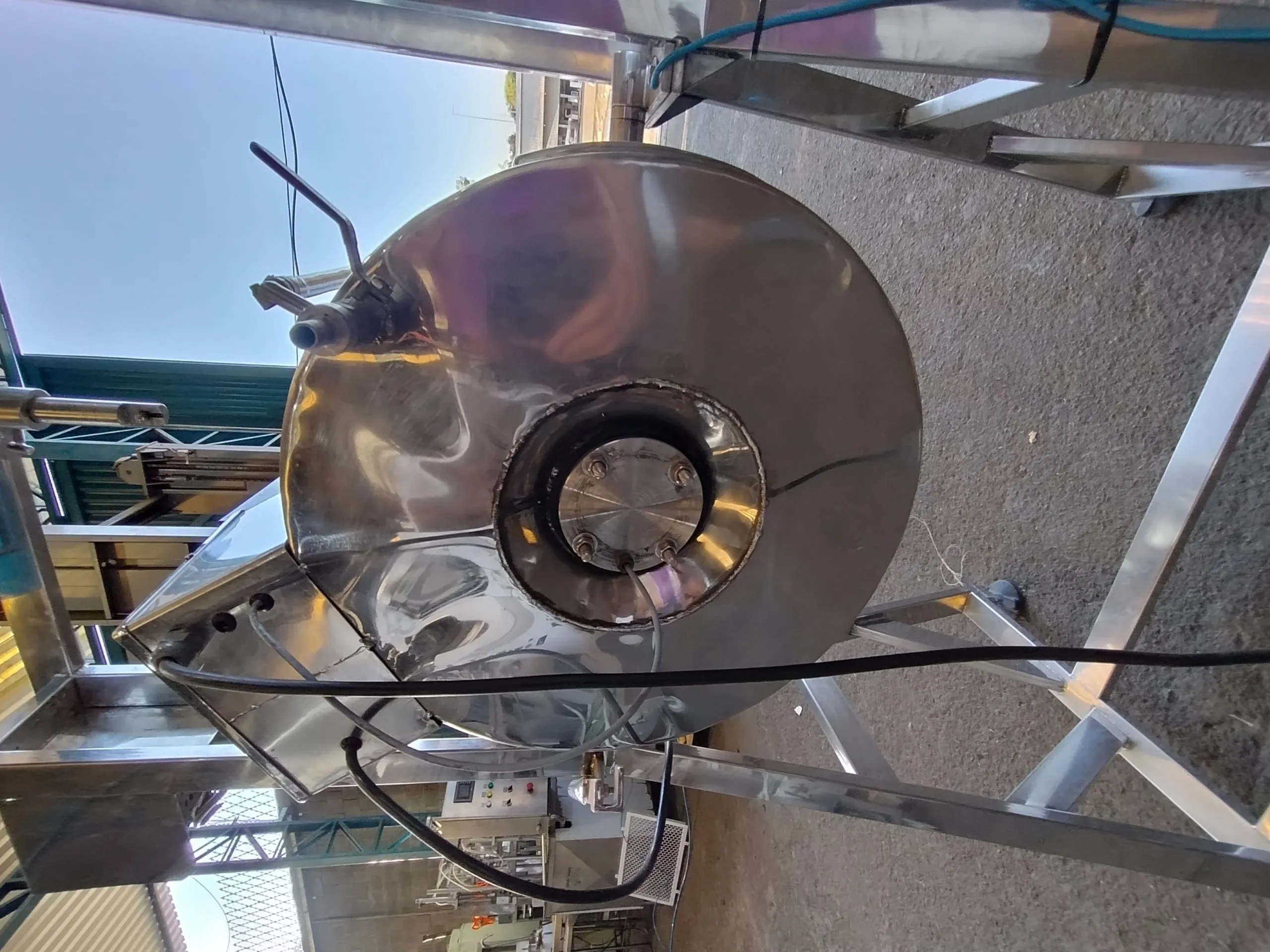 tacho-cozinhador-encamisado-em-aco-inox-capacidade-50-litros