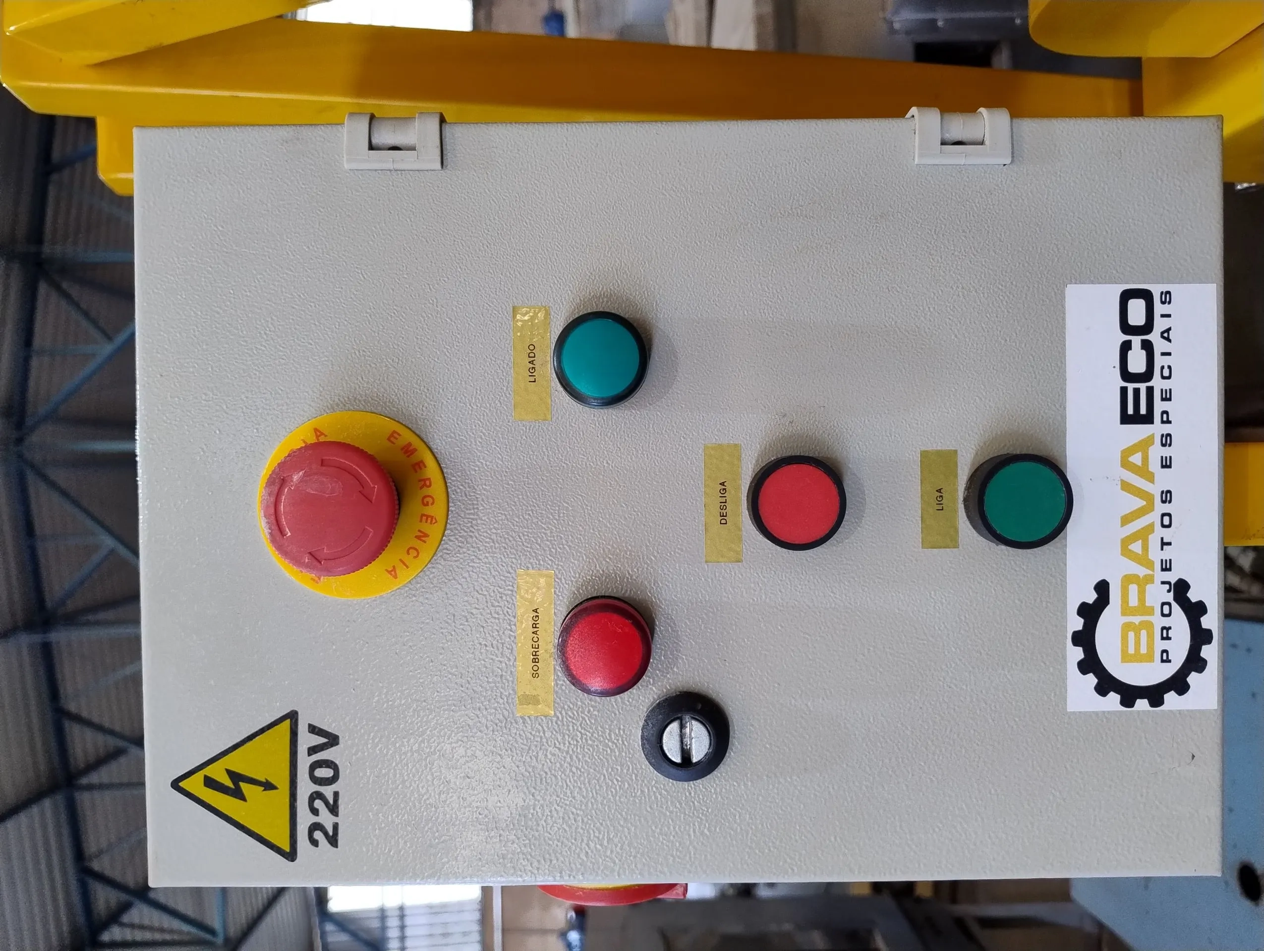 misturador-em-y-capacidade-200-litros-marca-bravaeco