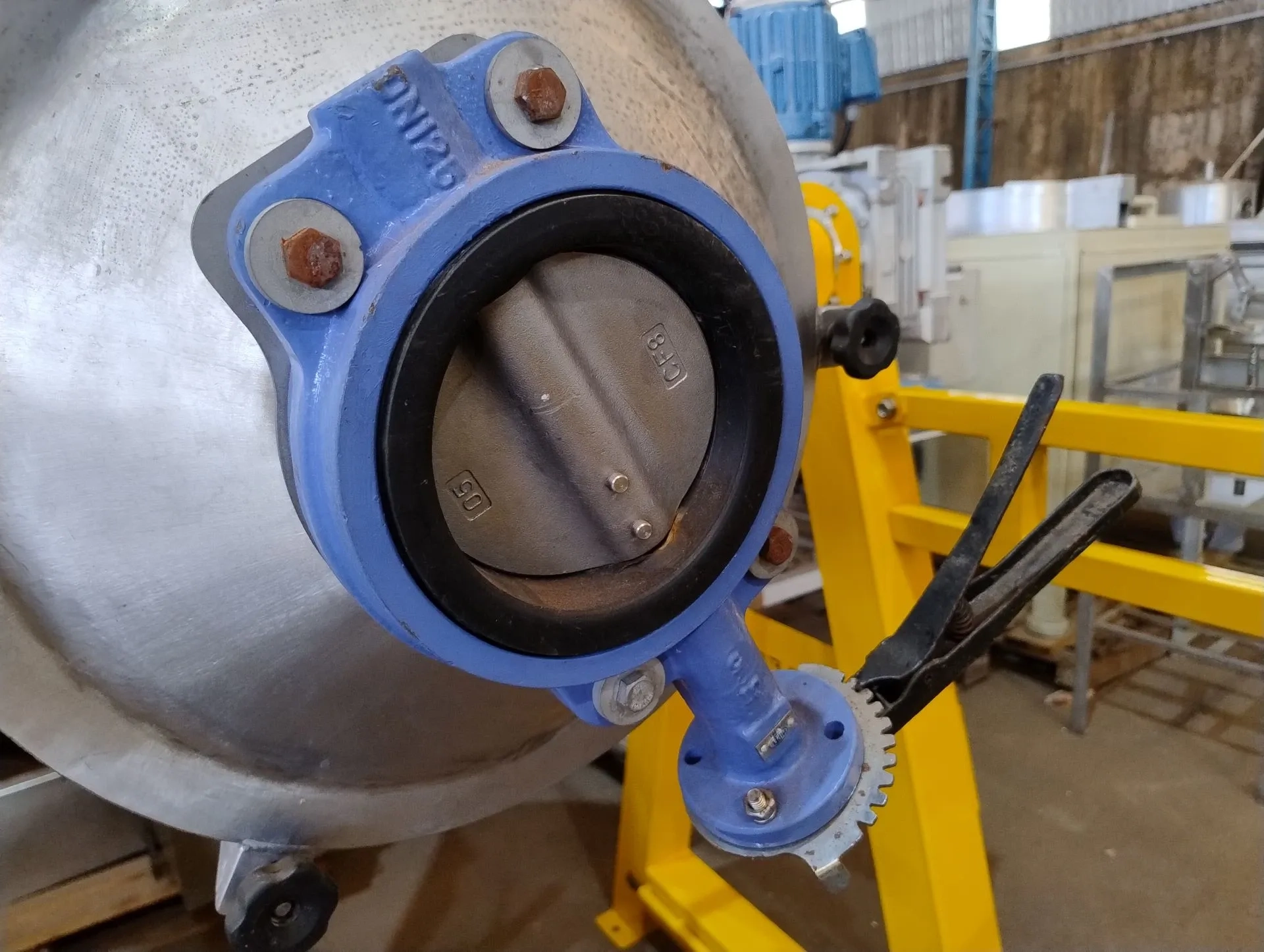 misturador-em-y-capacidade-200-litros-marca-bravaeco