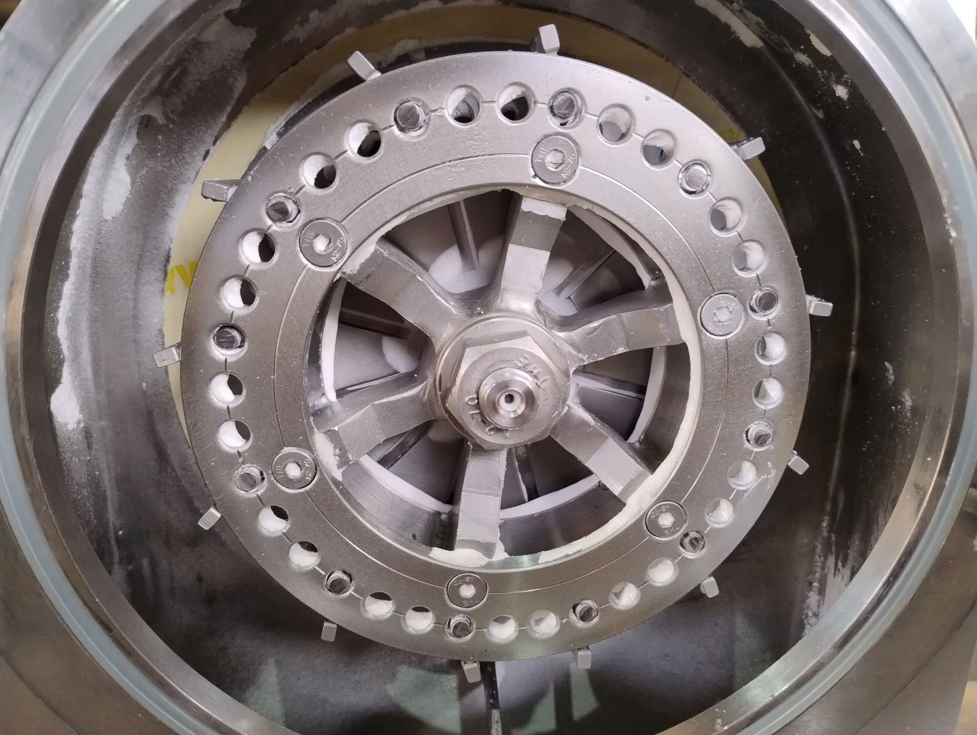 moinho-univer-inox-capacid-100-a-200-kg-h