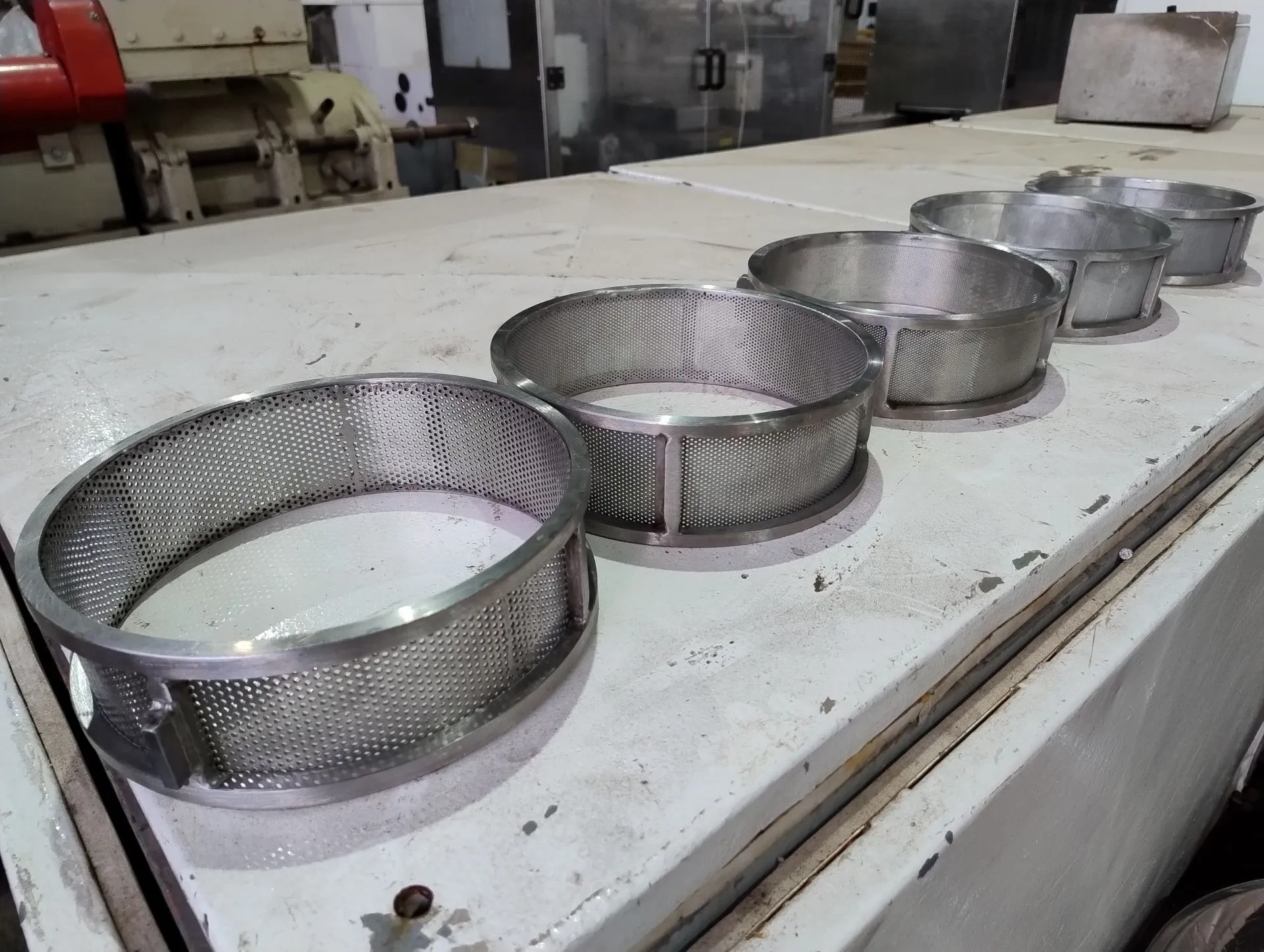 moinho-univer-inox-capacid-100-a-200-kg-h