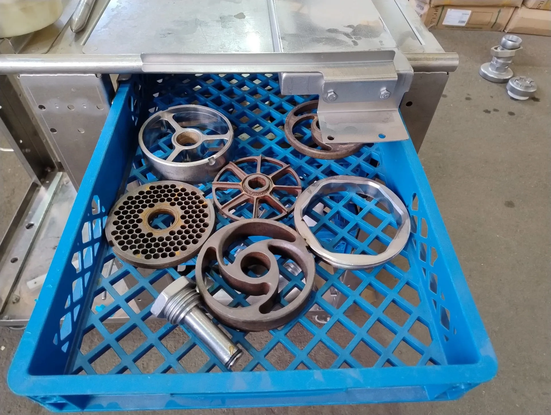 formador-sistema-de-formcao-de-hamburguer-almondegas-e-outros-marca-handtmann