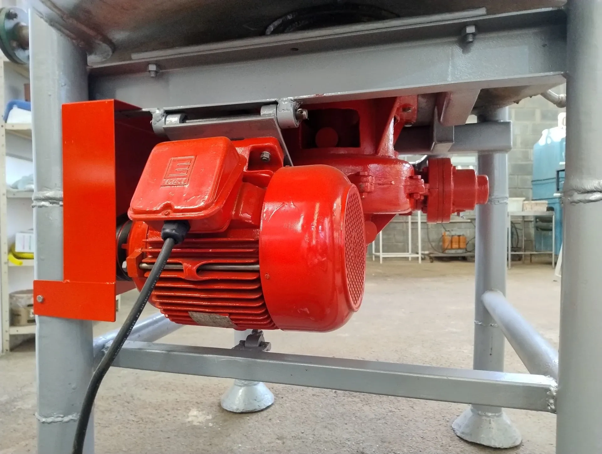 cozinhador-a-vapor-capacidade-1800-litros