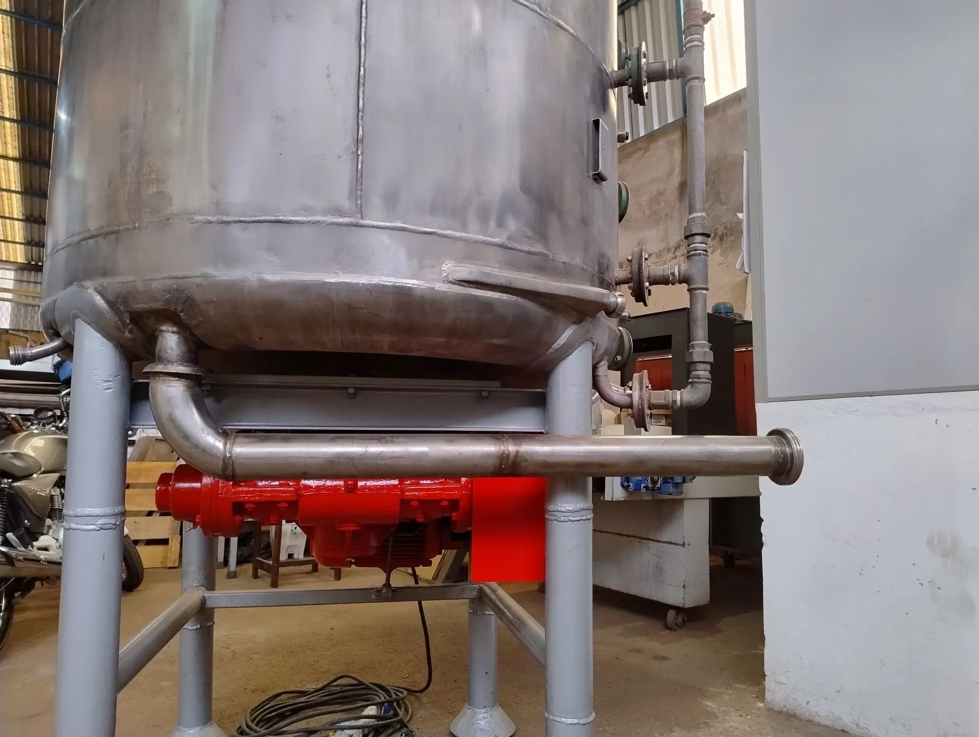 cozinhador-a-vapor-capacidade-1800-litros