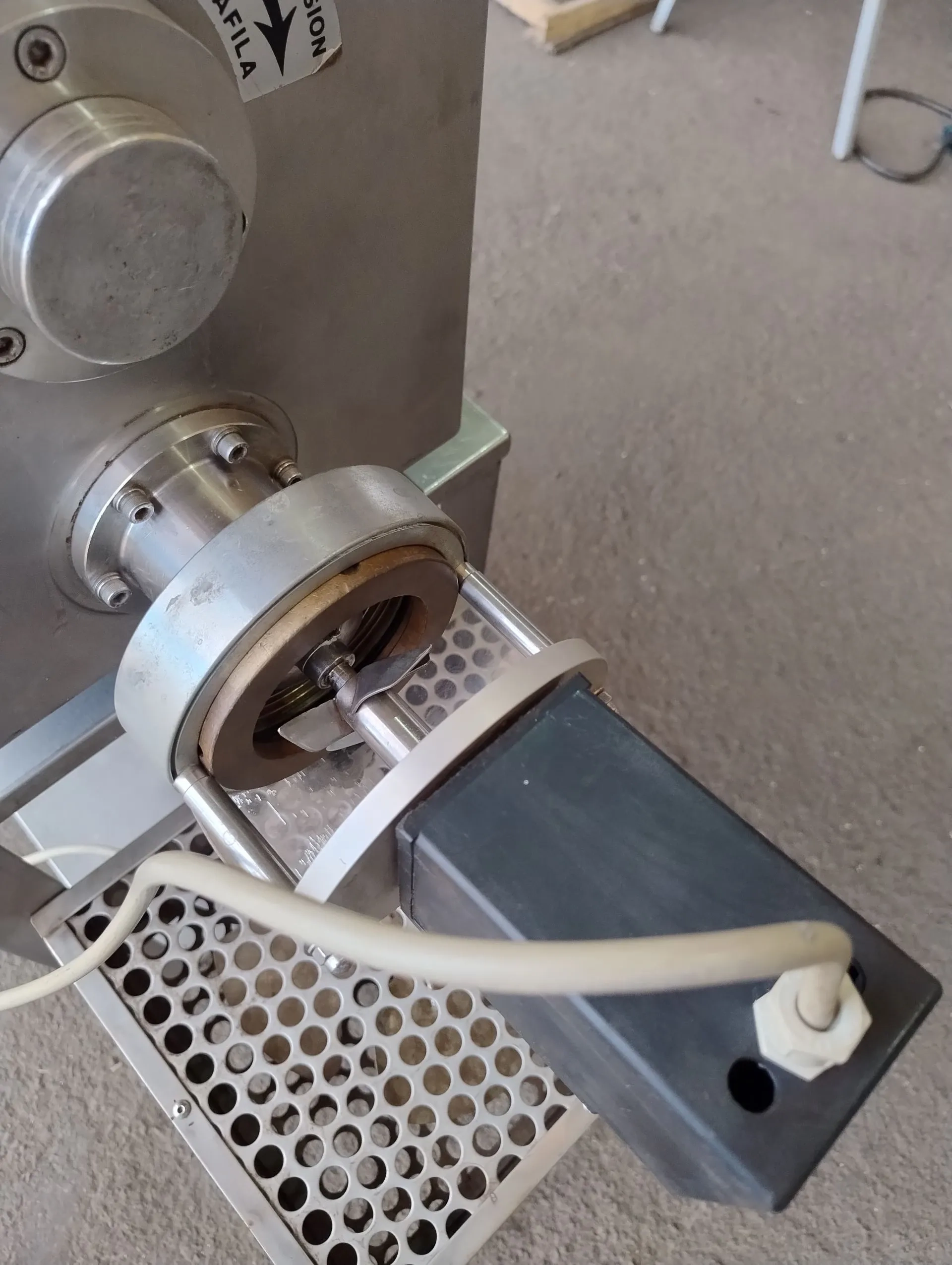 extrusora-de-massas-marca-la-monferrina-capacidade-de-ate-18-kg-h