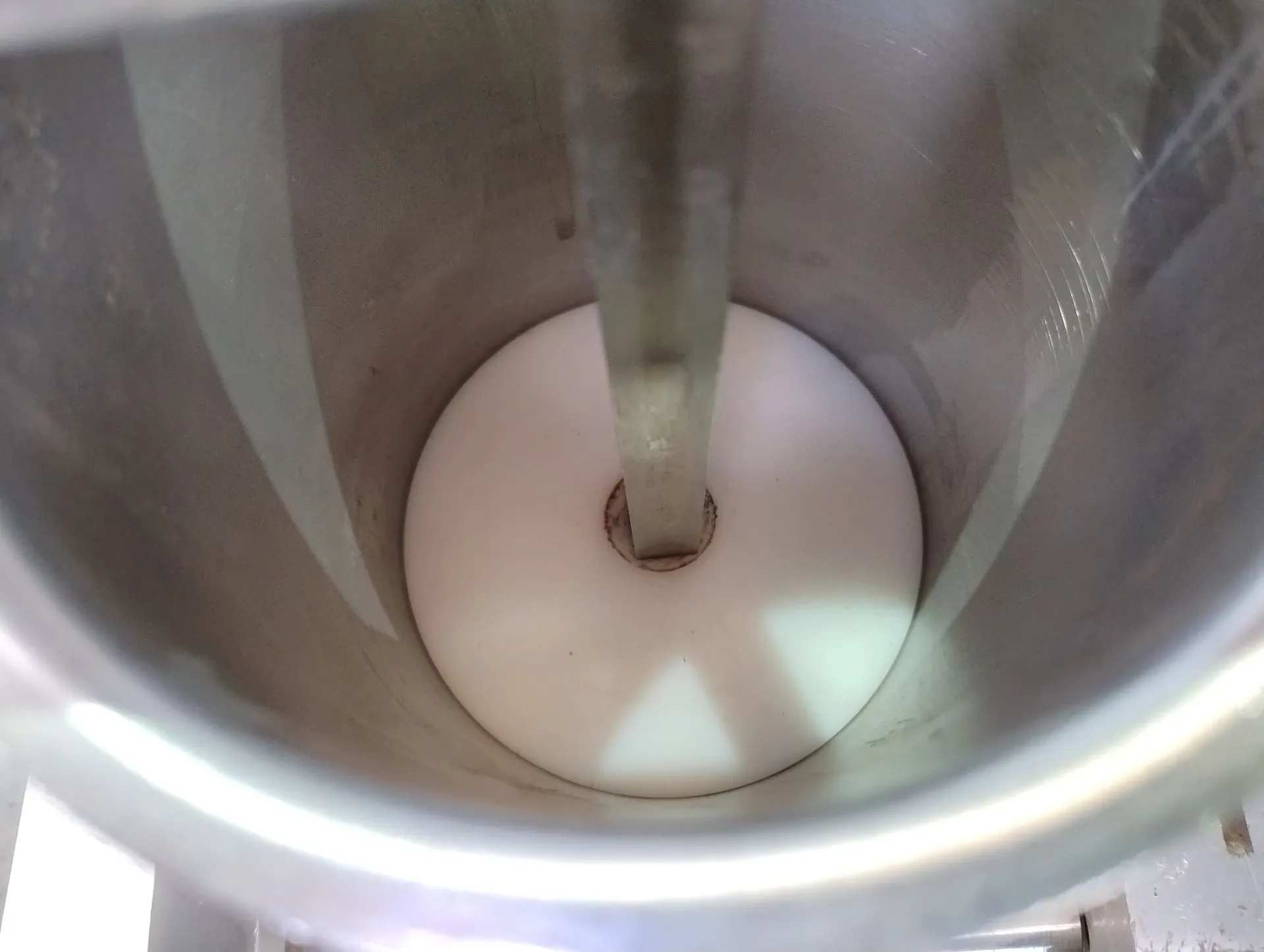 extrusora-de-massas-marca-la-monferrina-capacidade-de-ate-18-kg-h