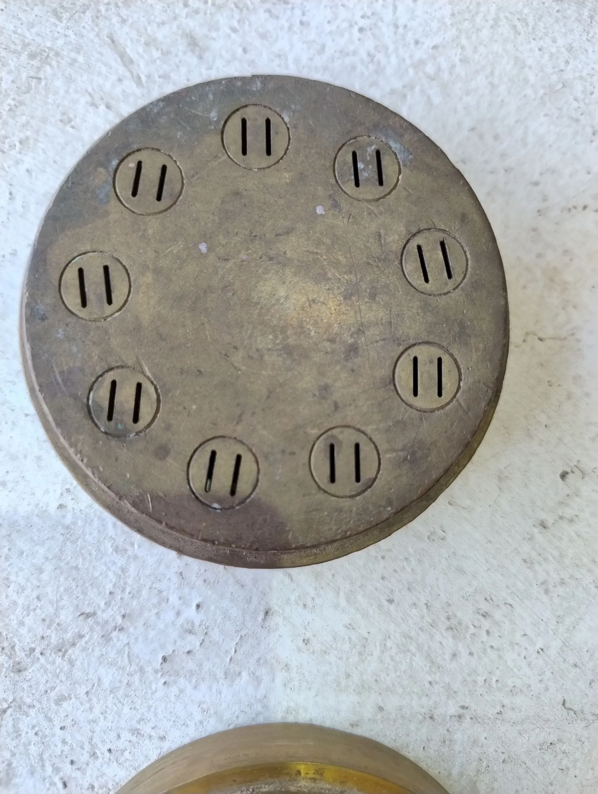 extrusora-de-massas-marca-la-monferrina-capacidade-de-ate-18-kg-h