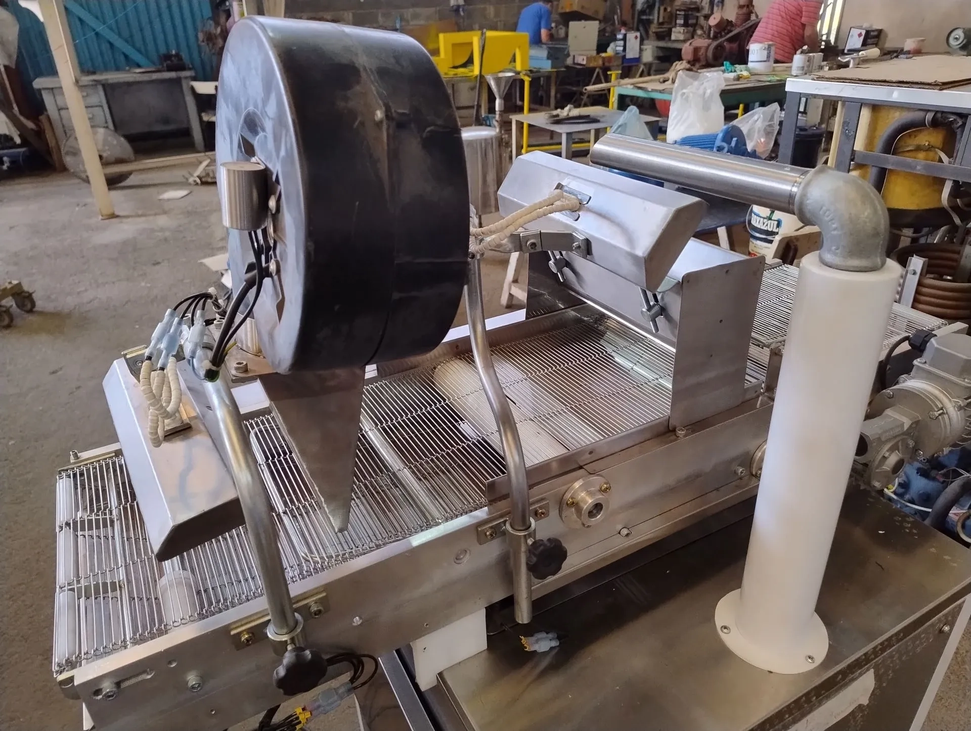 cobrideira-com-temperadeira-marca-cacautec