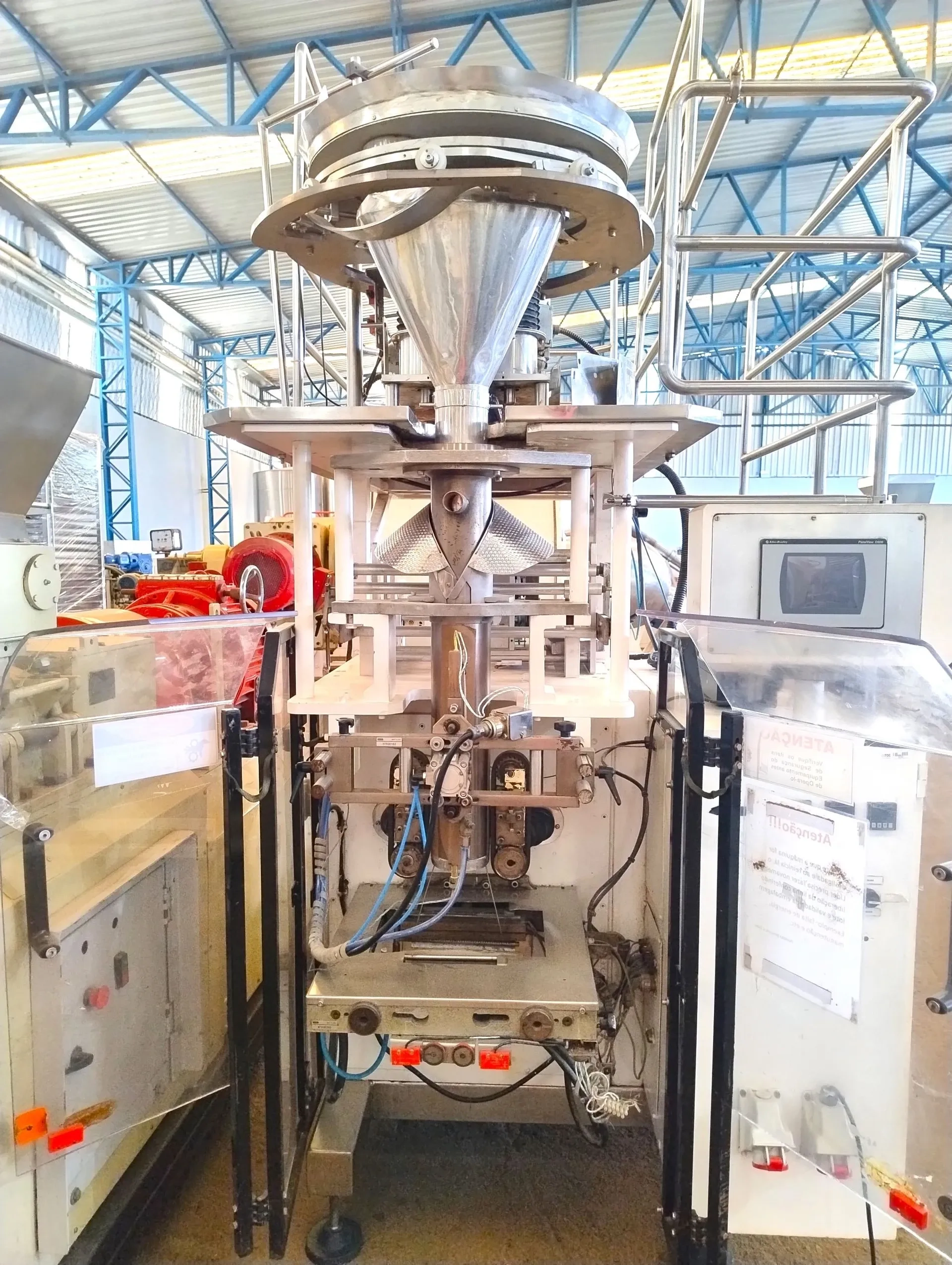 embaladora-empacotadora-volumetrica-vertical-em-aco-inox-marca-sandiacre