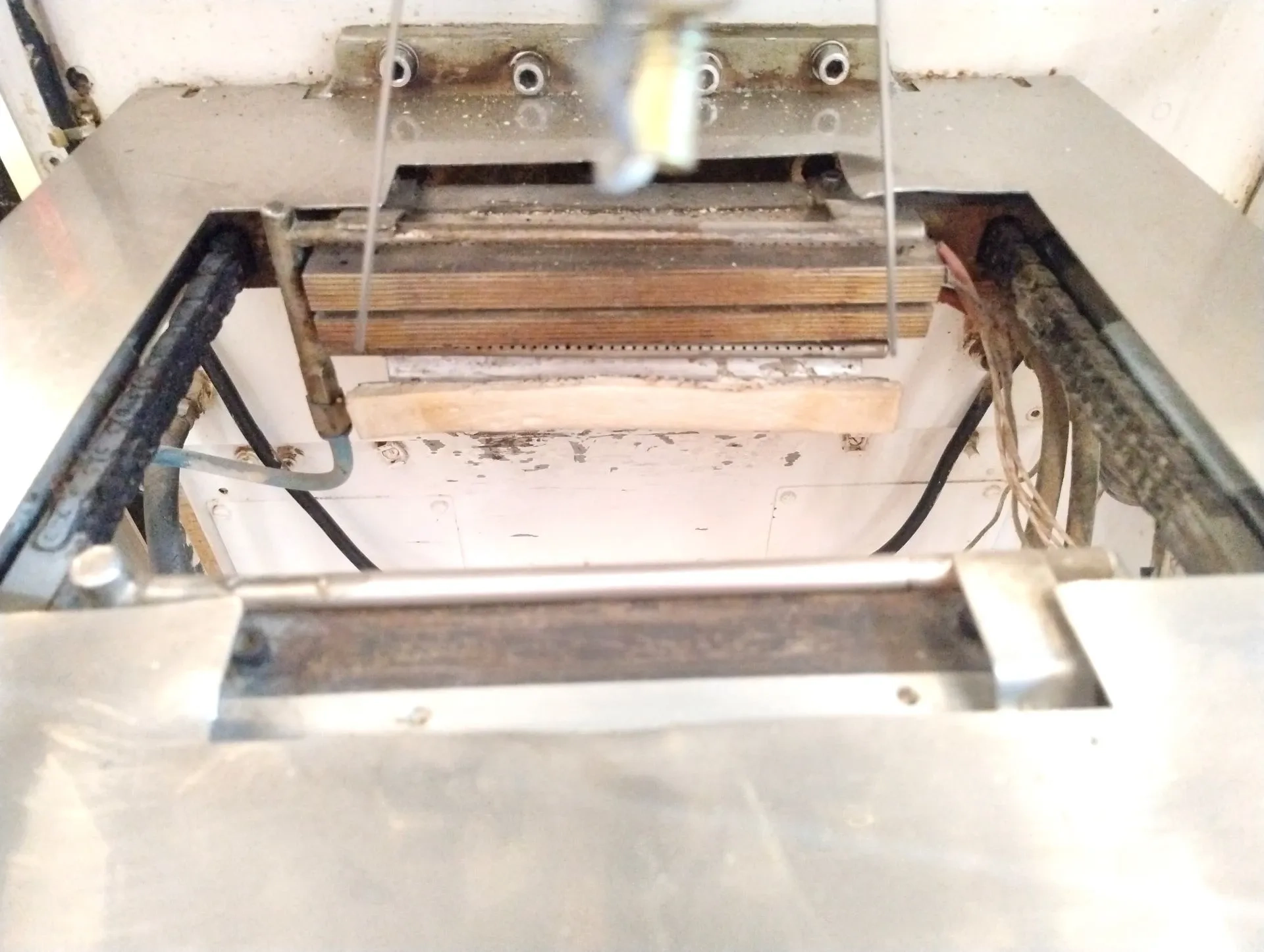 embaladora-empacotadora-volumetrica-vertical-em-aco-inox-marca-sandiacre