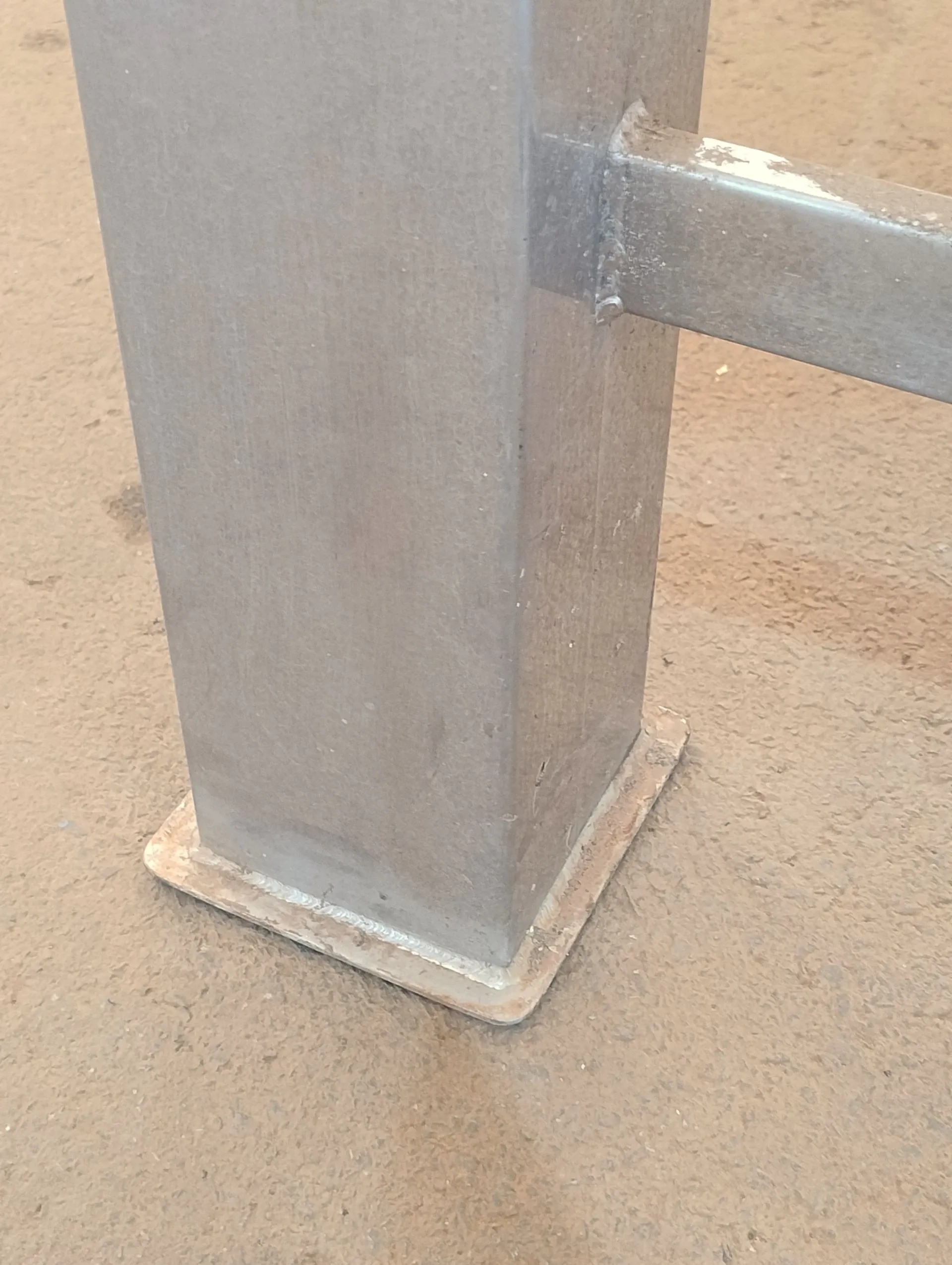 tanque-em-aco-inox-com-agitador-capacidade-2600-litros