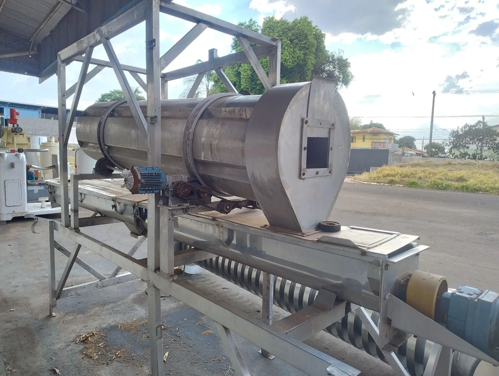 misturador-rotativo-com-rosca-de-extracao