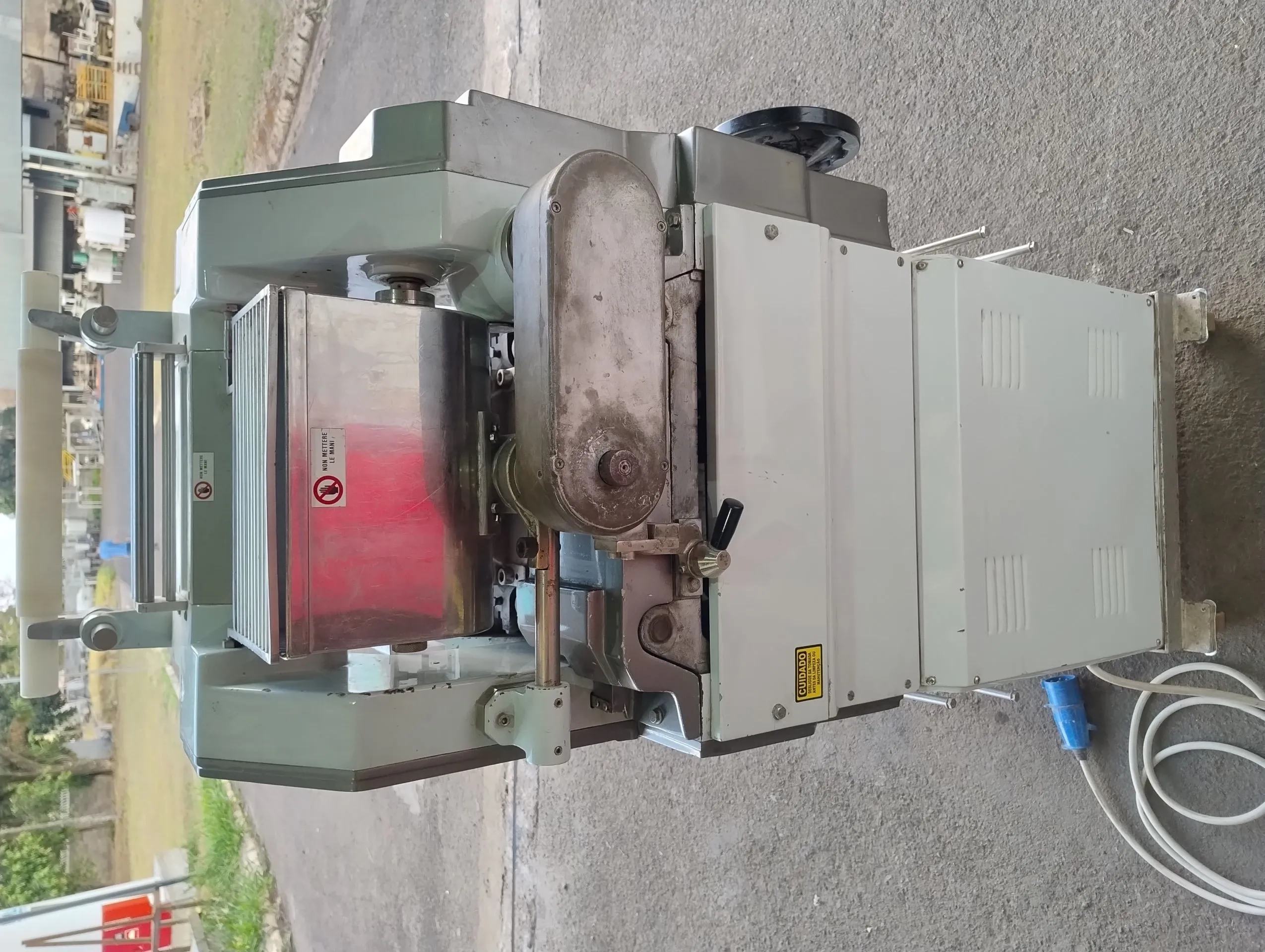 capeleteira-ravioleteira-marca-pama-roma-capacidade-30-kg-hora