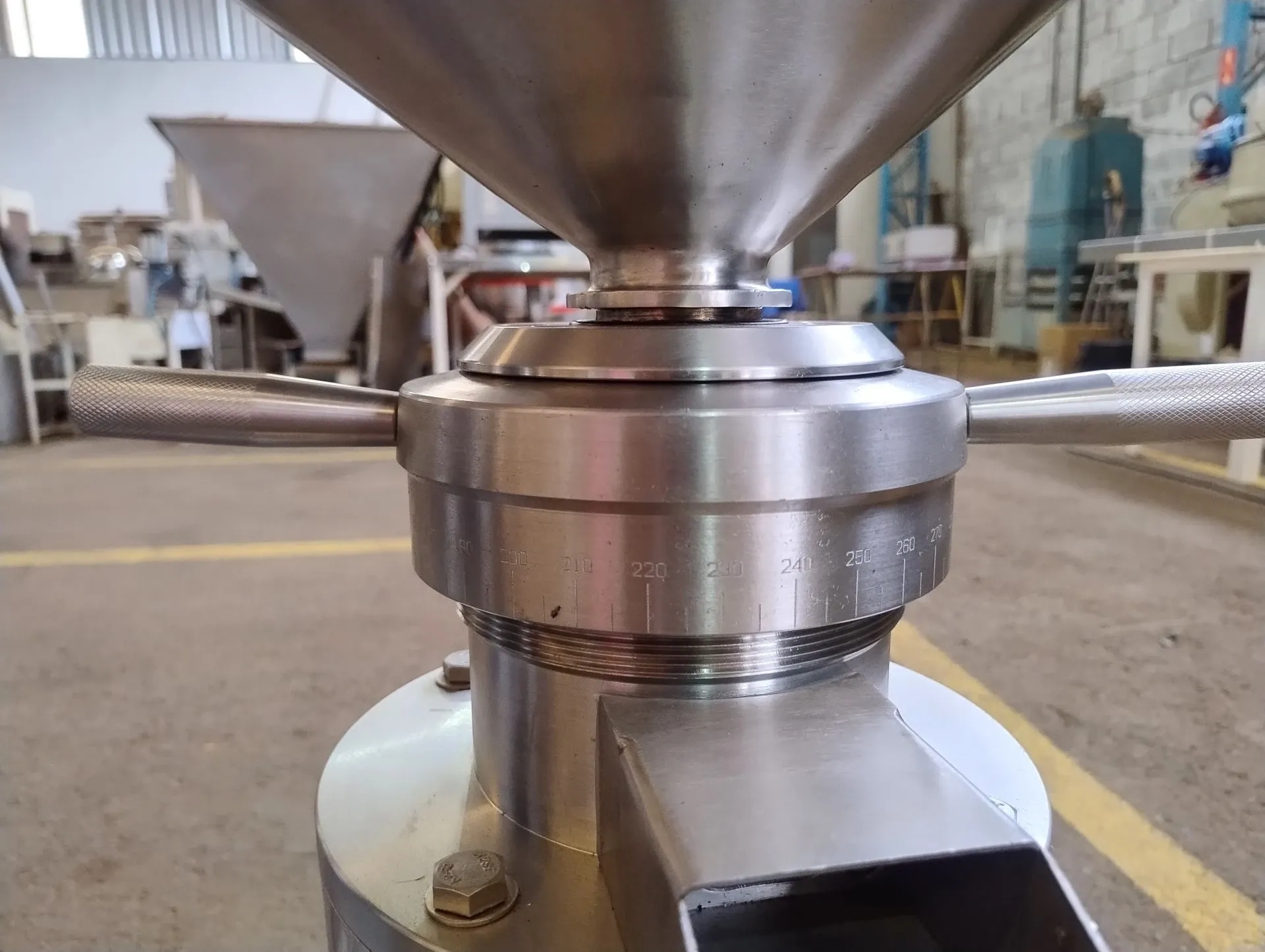 moinho-coloidal-em-aco-inox-marca-shanghai-zhuheng-industrial