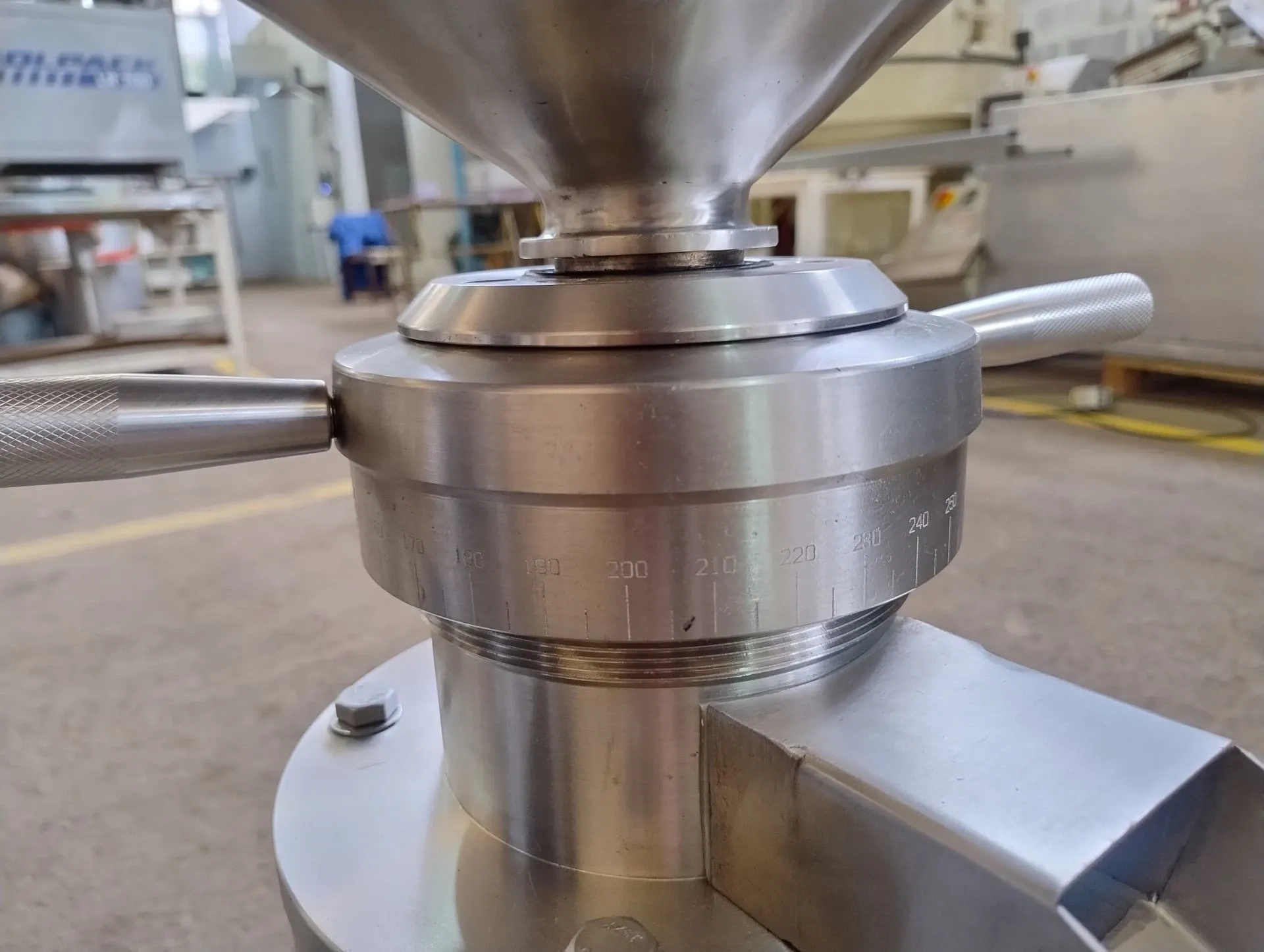 moinho-coloidal-em-aco-inox-marca-shanghai-zhuheng-industrial