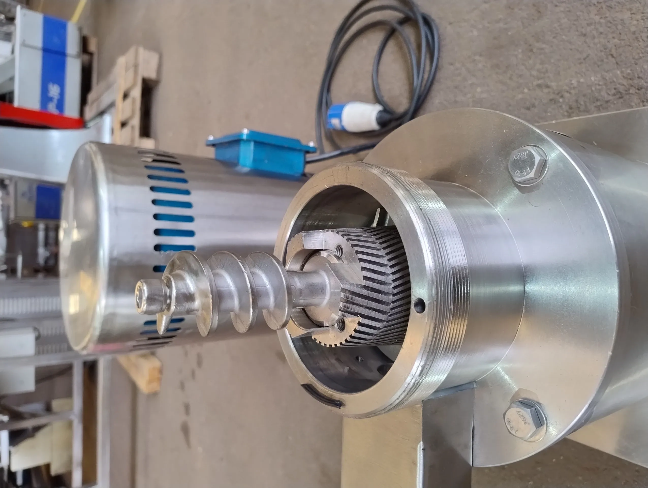 moinho-coloidal-em-aco-inox-marca-shanghai-zhuheng-industrial