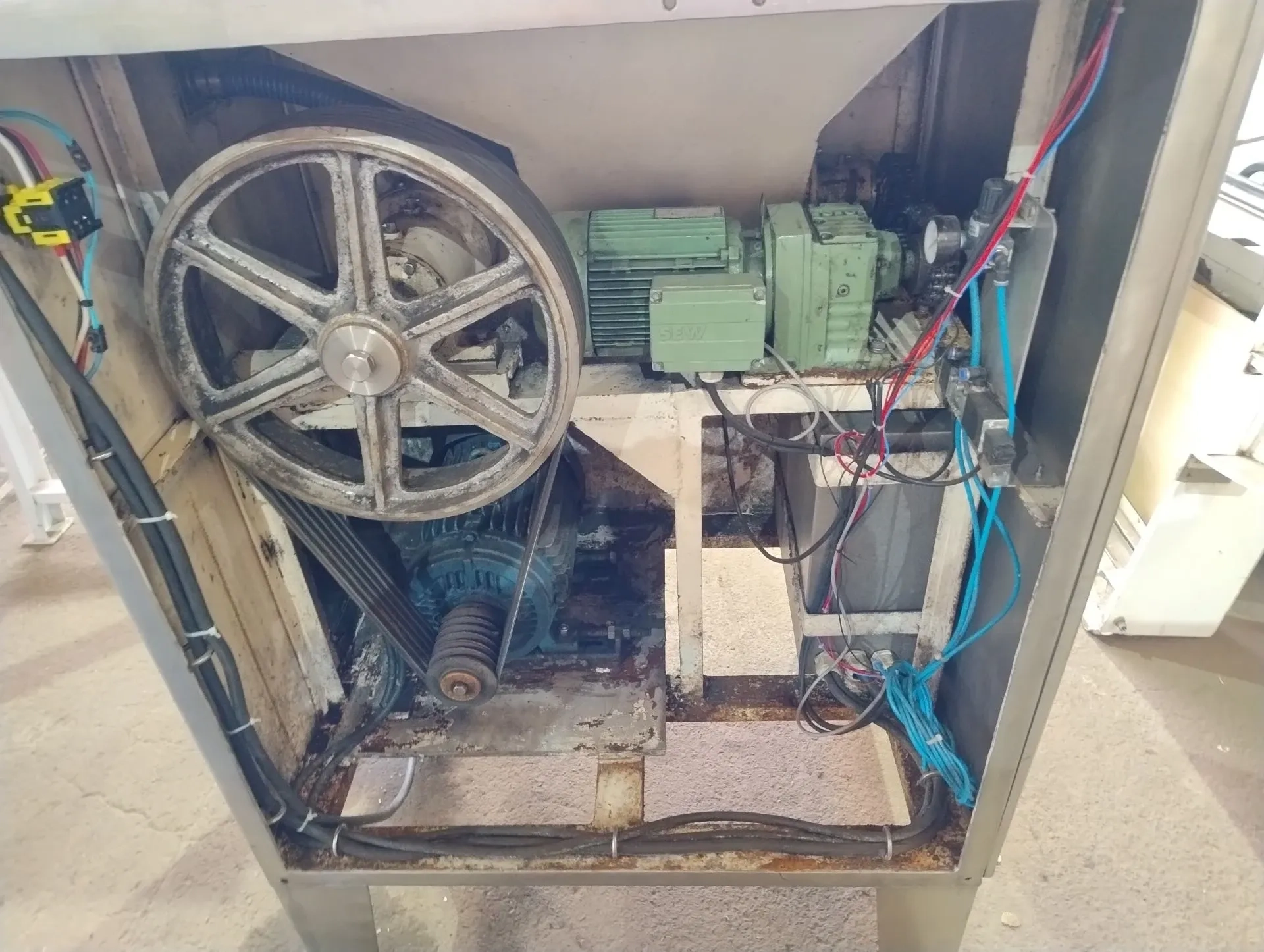 moedor-de-carnes-industrial-marca-ibrasmak