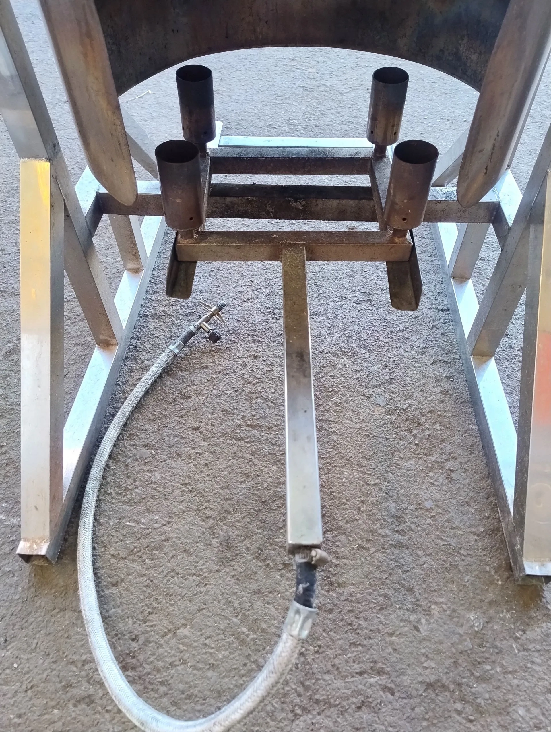 tacho-cozinhador-encamisado-a-gas-basculante-capacidade-100-litros