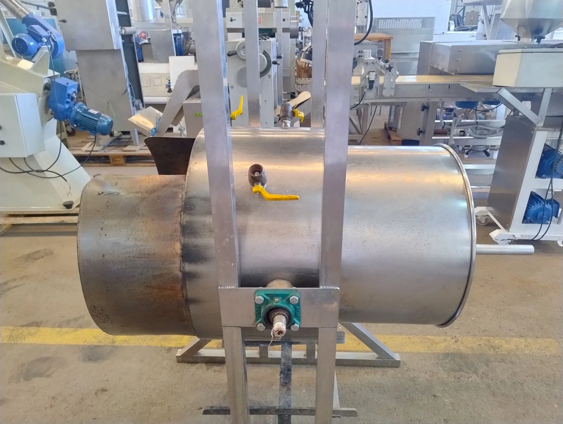 tacho-cozinhador-encamisado-a-gas-basculante-capacidade-100-litros