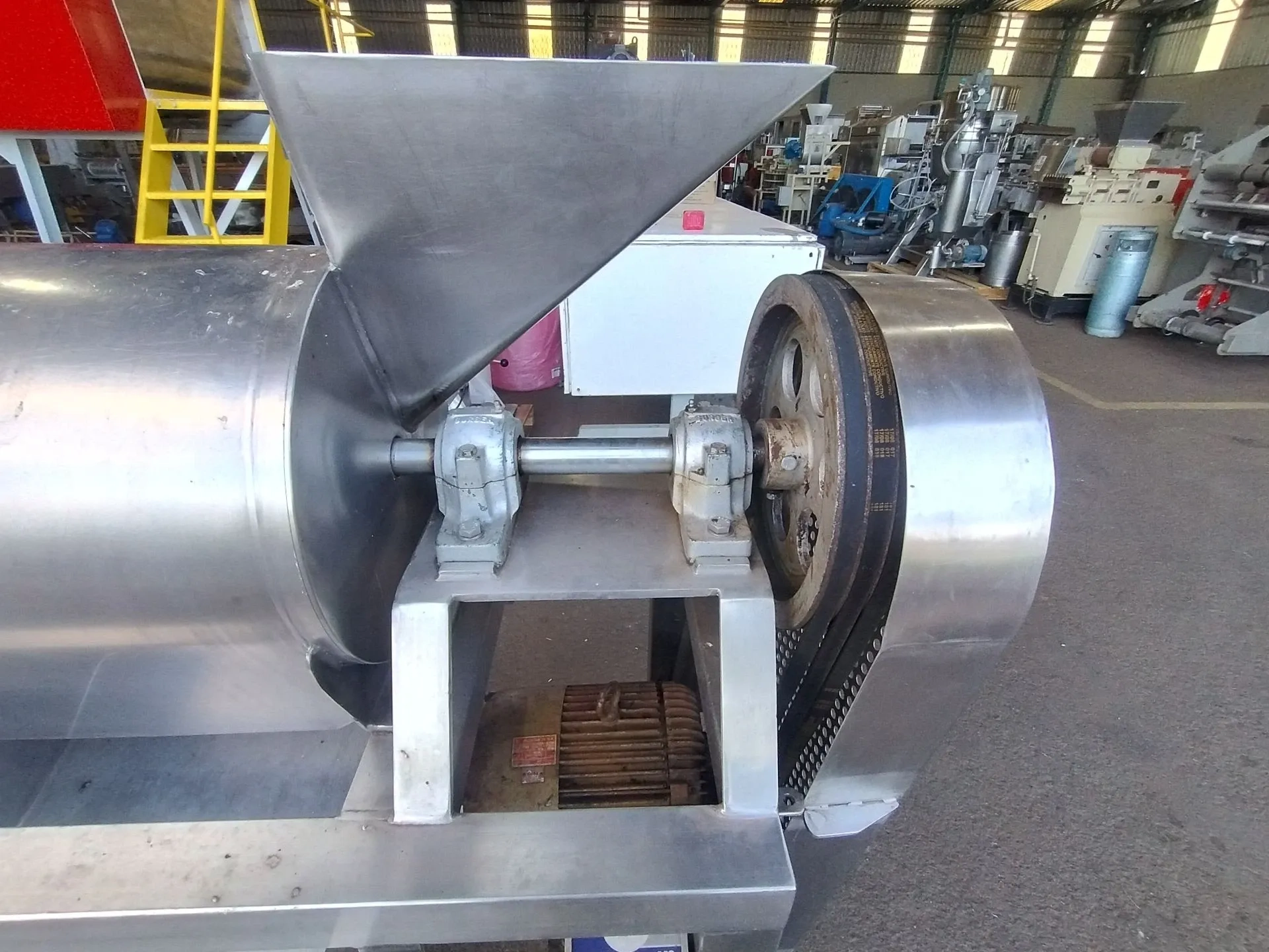 despolpadeira-horizontal-de-1-estagio-marca-mecamau