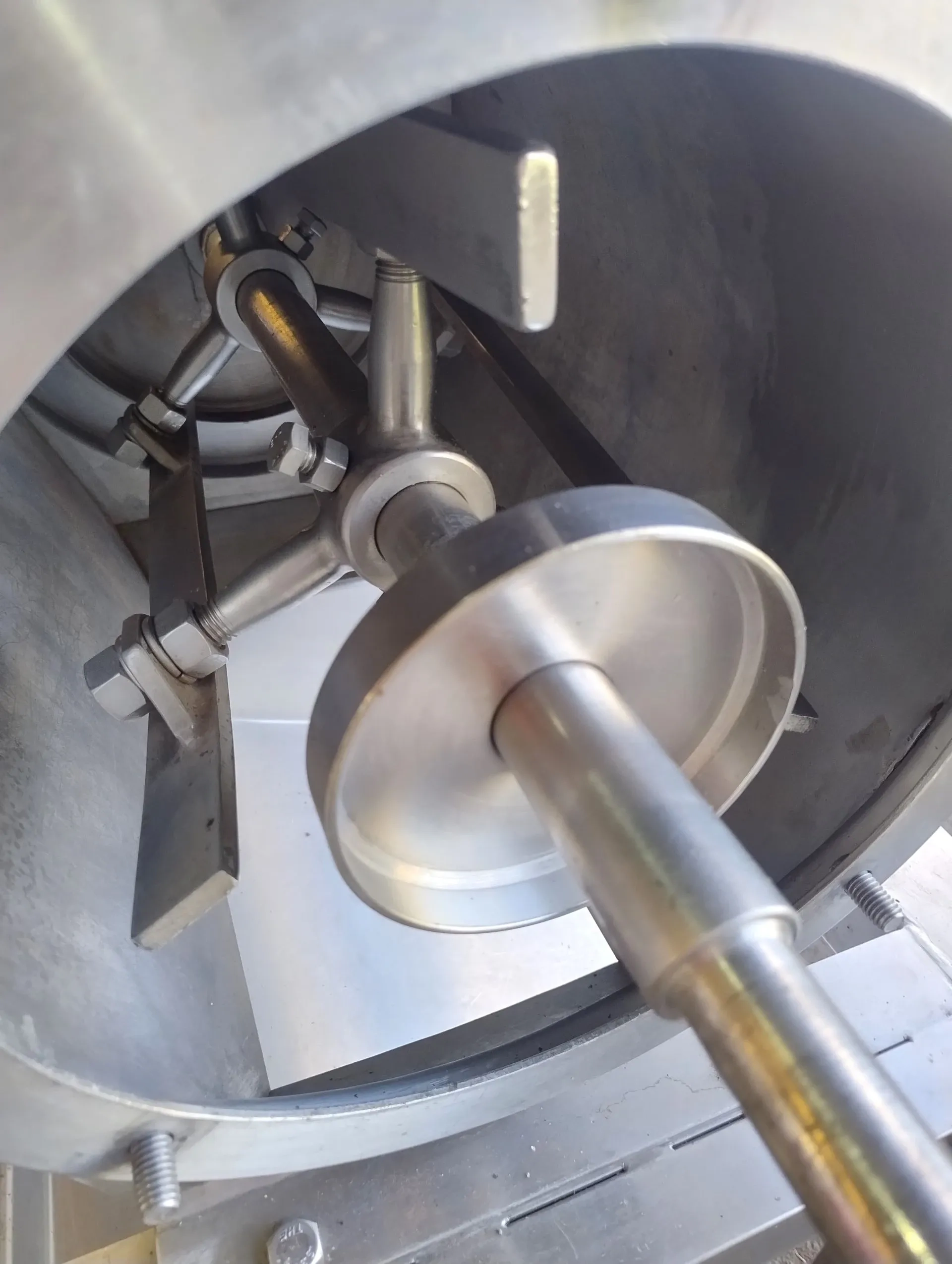 despolpadeira-horizontal-de-1-estagio-marca-mecamau