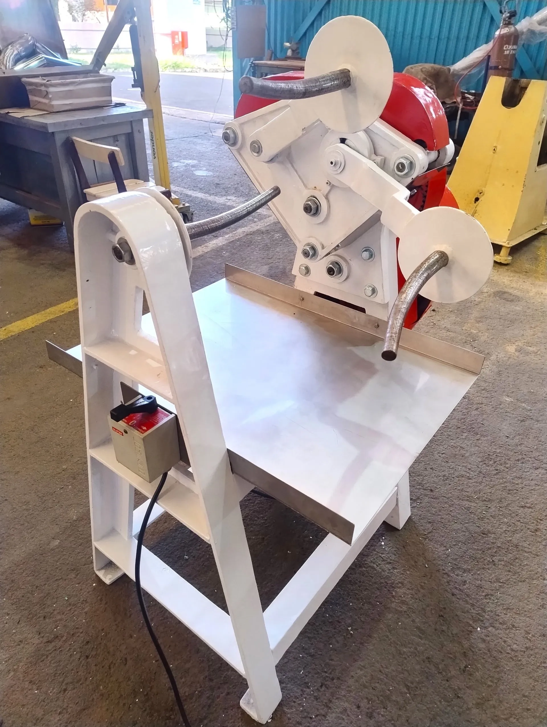 puxador-bala-capacidade-7-kg-por-batelada-2025