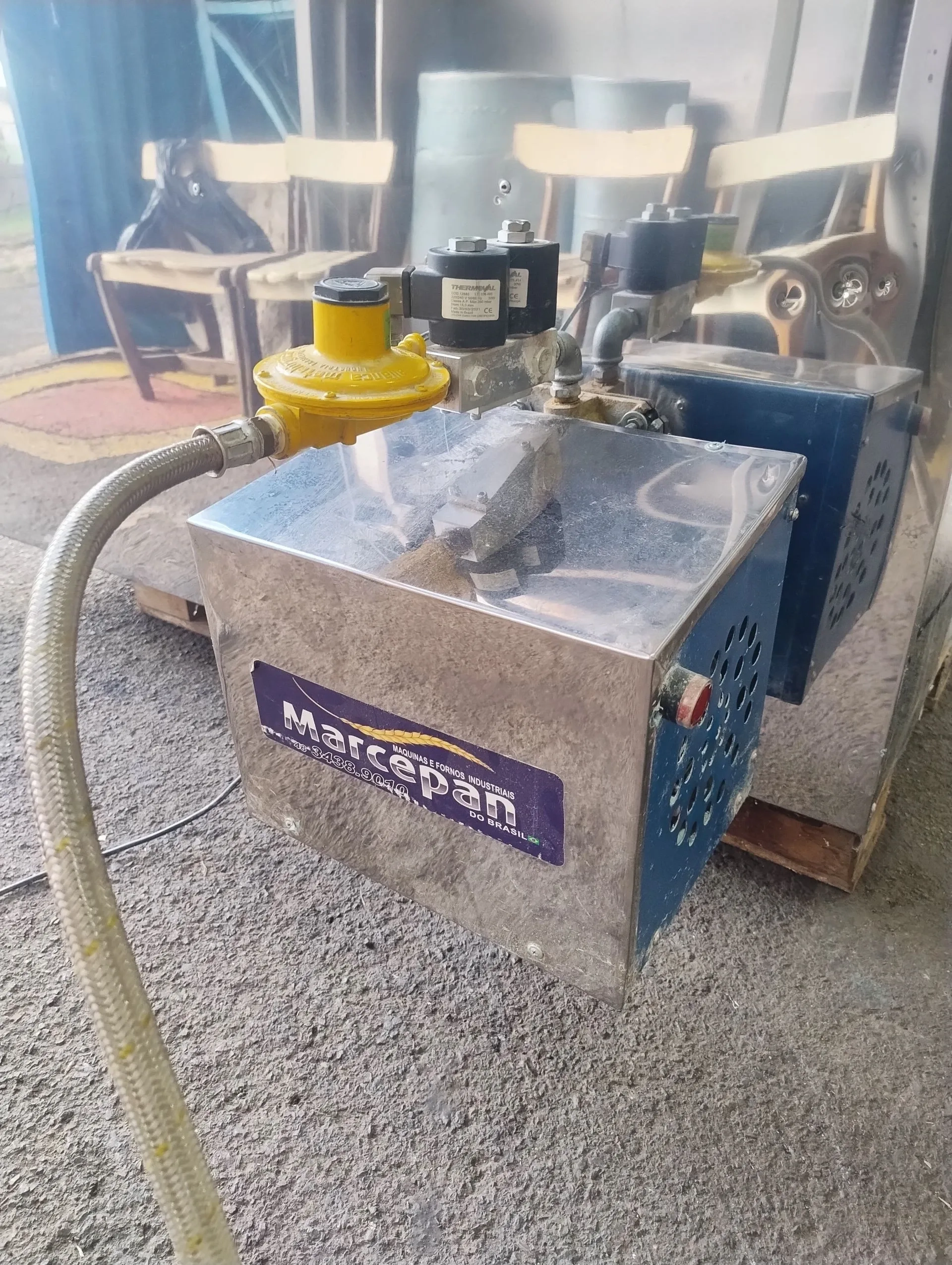 forno-rotativo-a-gas-em-inox-marca-marcepan