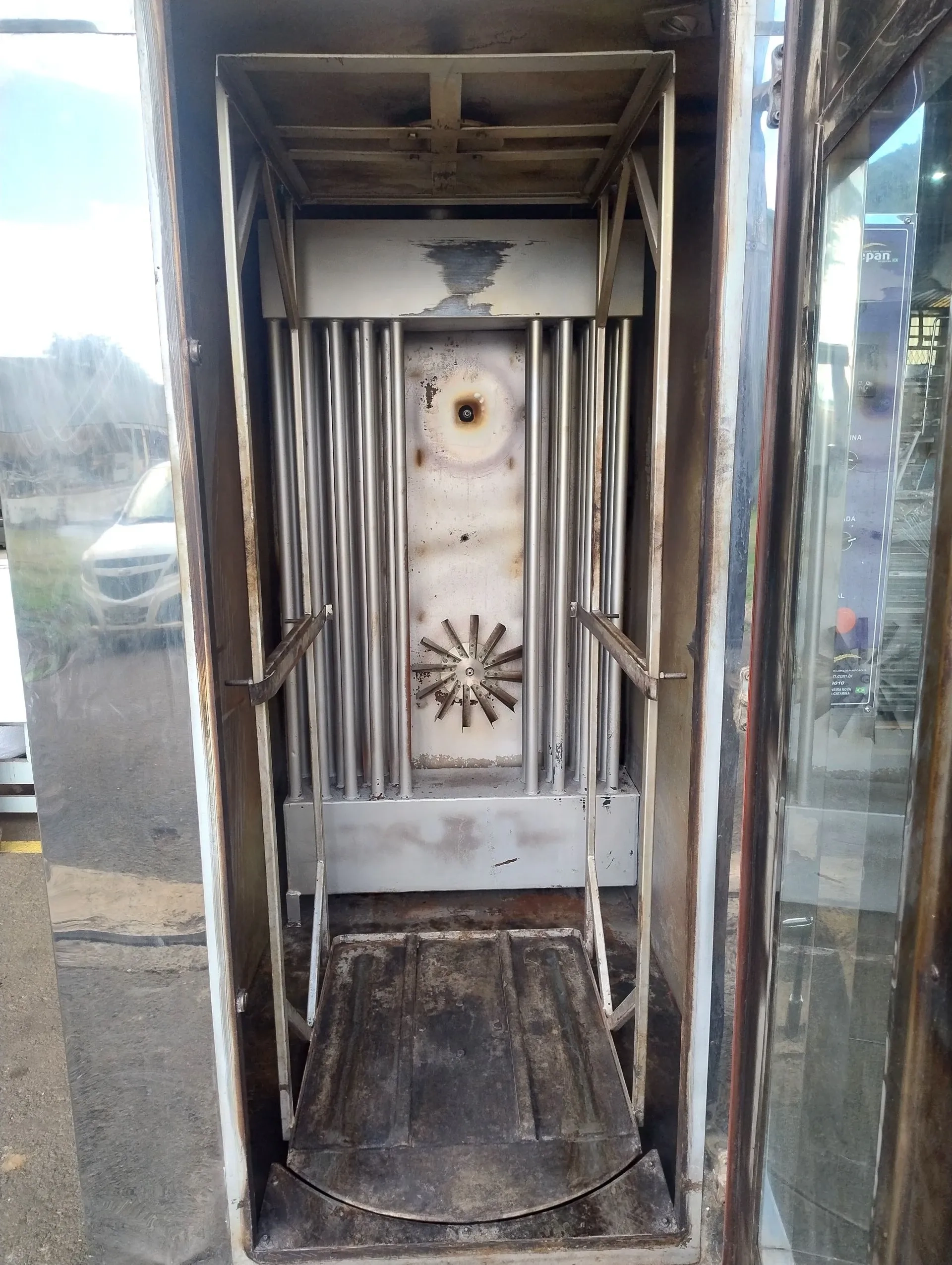 forno-rotativo-a-gas-em-inox-marca-marcepan