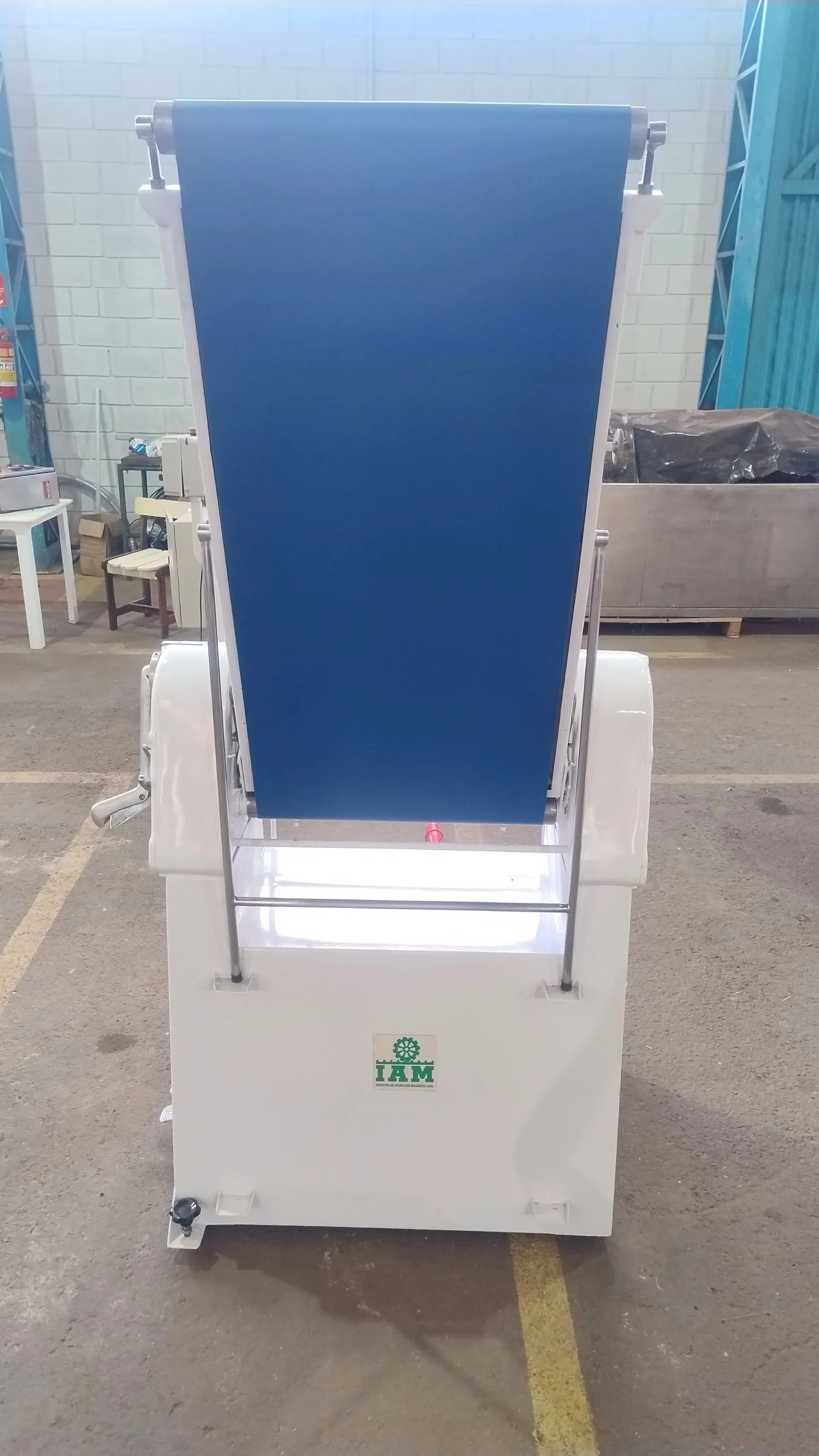 laminadora-de-massas-marca-iam-largura-600-mm