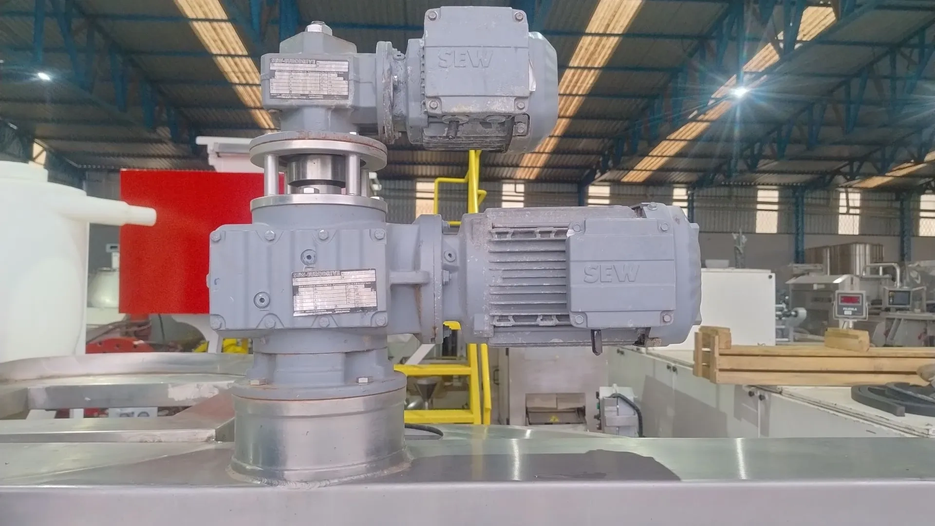 tacho-misturador-encamisado-em-aco-inox-marca-bauducco-argentina