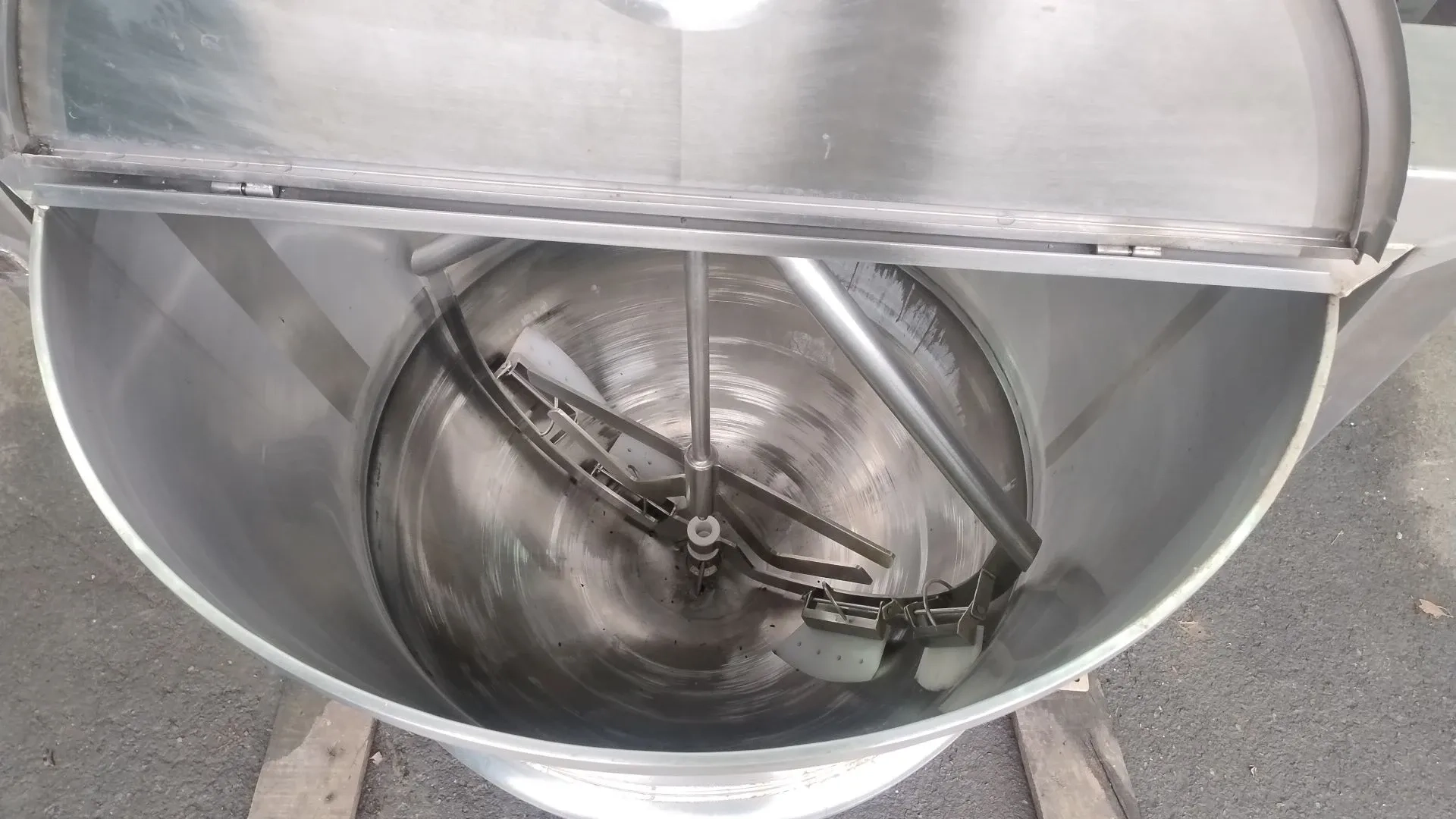 tacho-misturador-encamisado-em-aco-inox-marca-bauducco-argentina