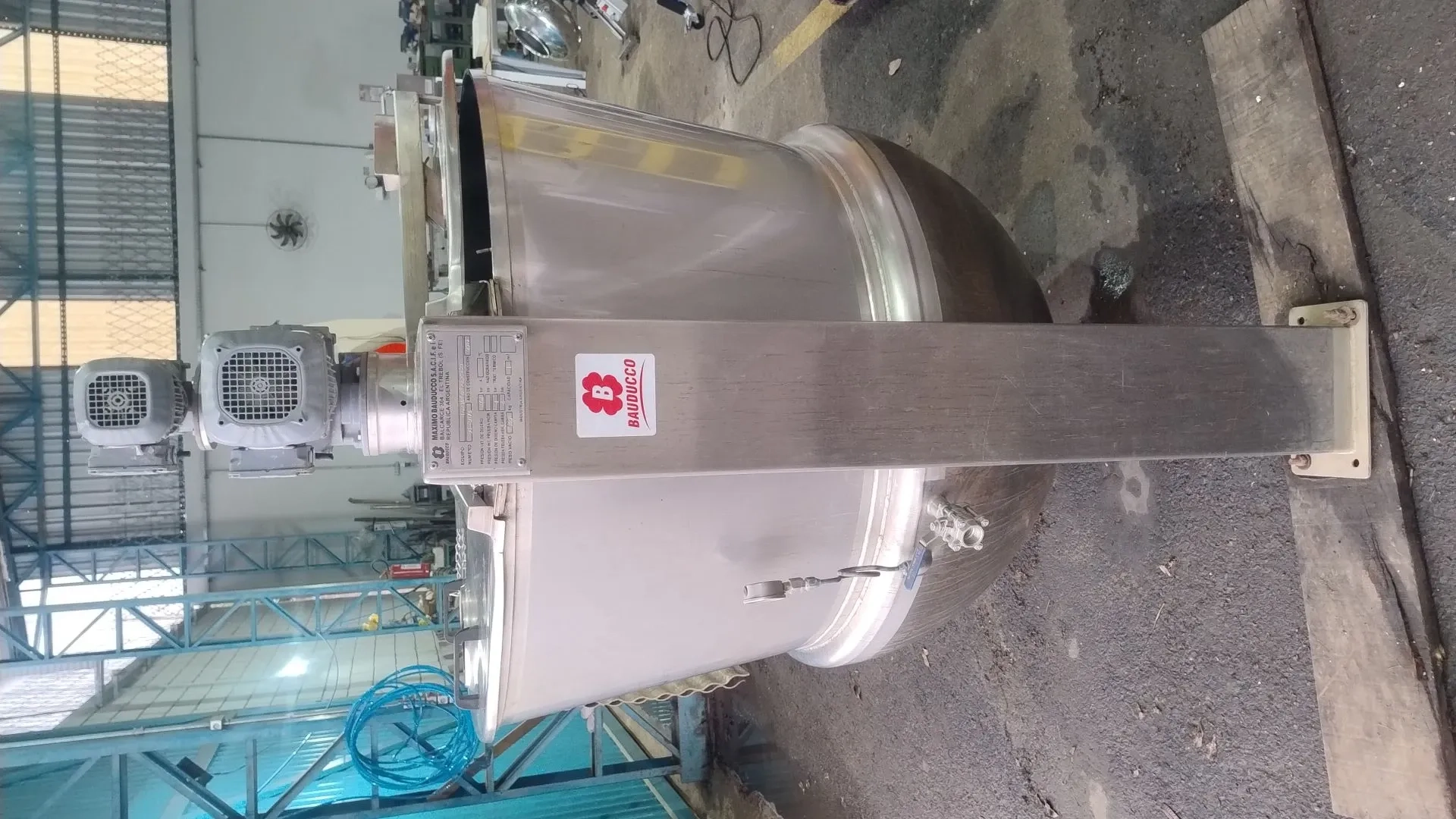 tacho-misturador-encamisado-em-aco-inox-marca-bauducco-argentina