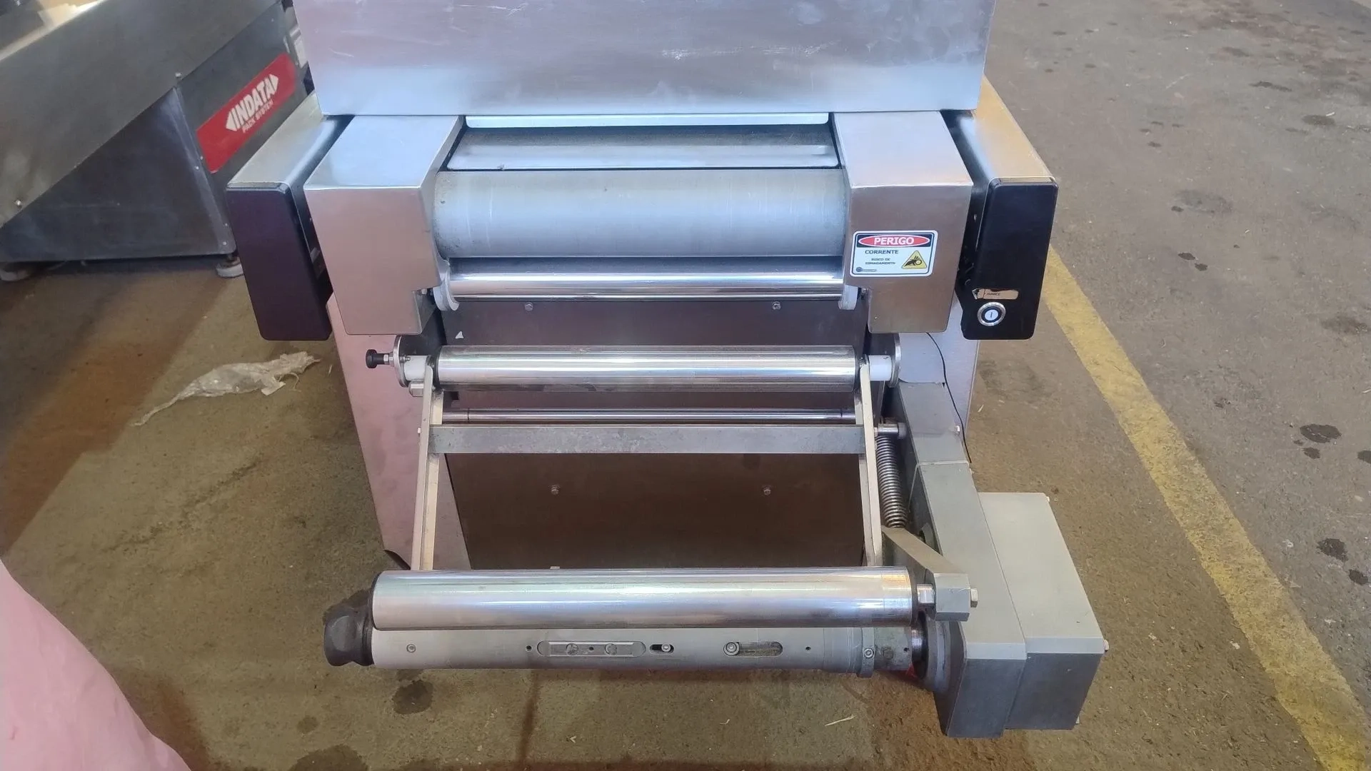 termoformadora-marca-ulma-modelo-tfs200