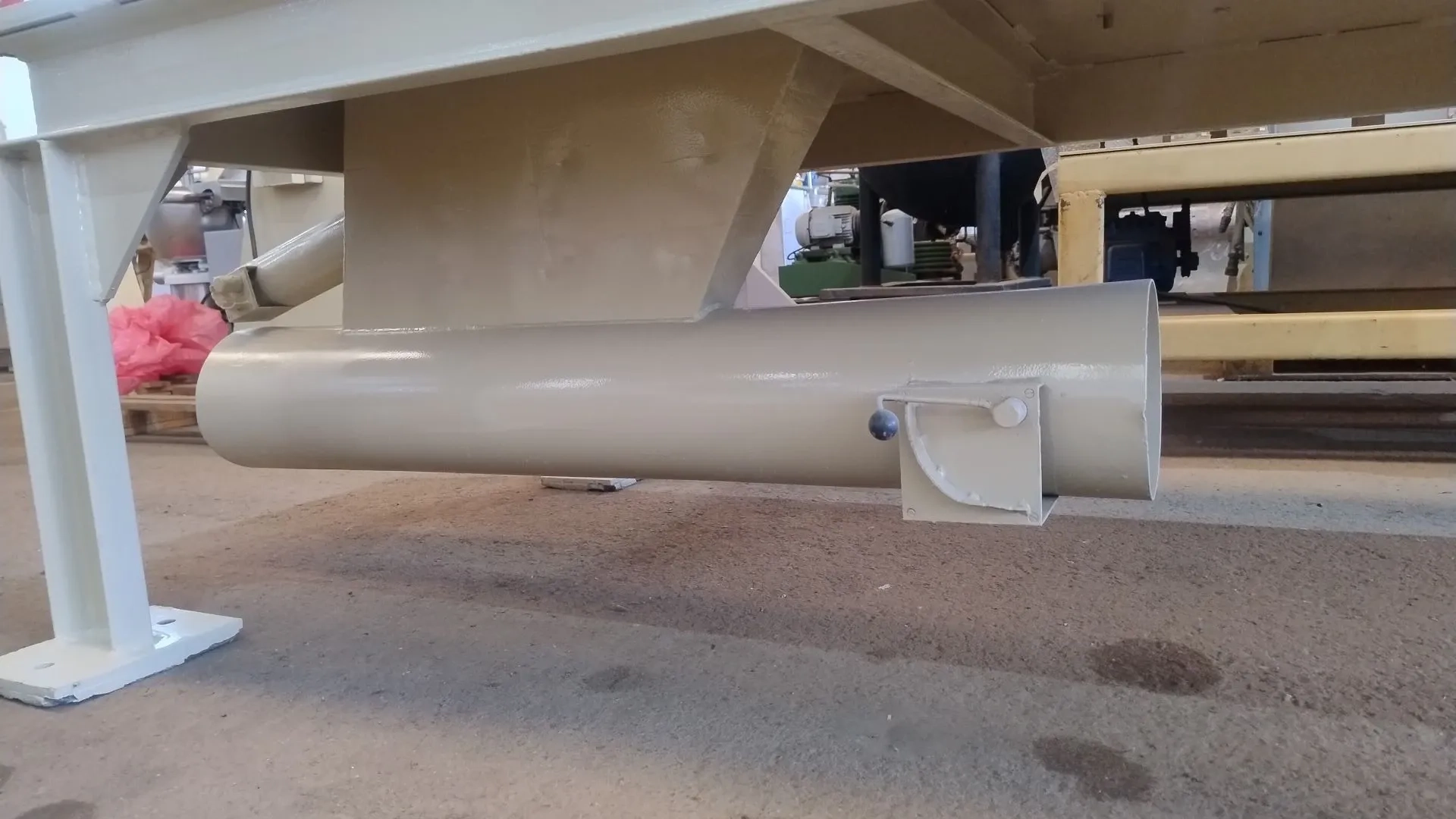 moin-universu-rot-de-pin-300-kg-netzch-condux-cum300