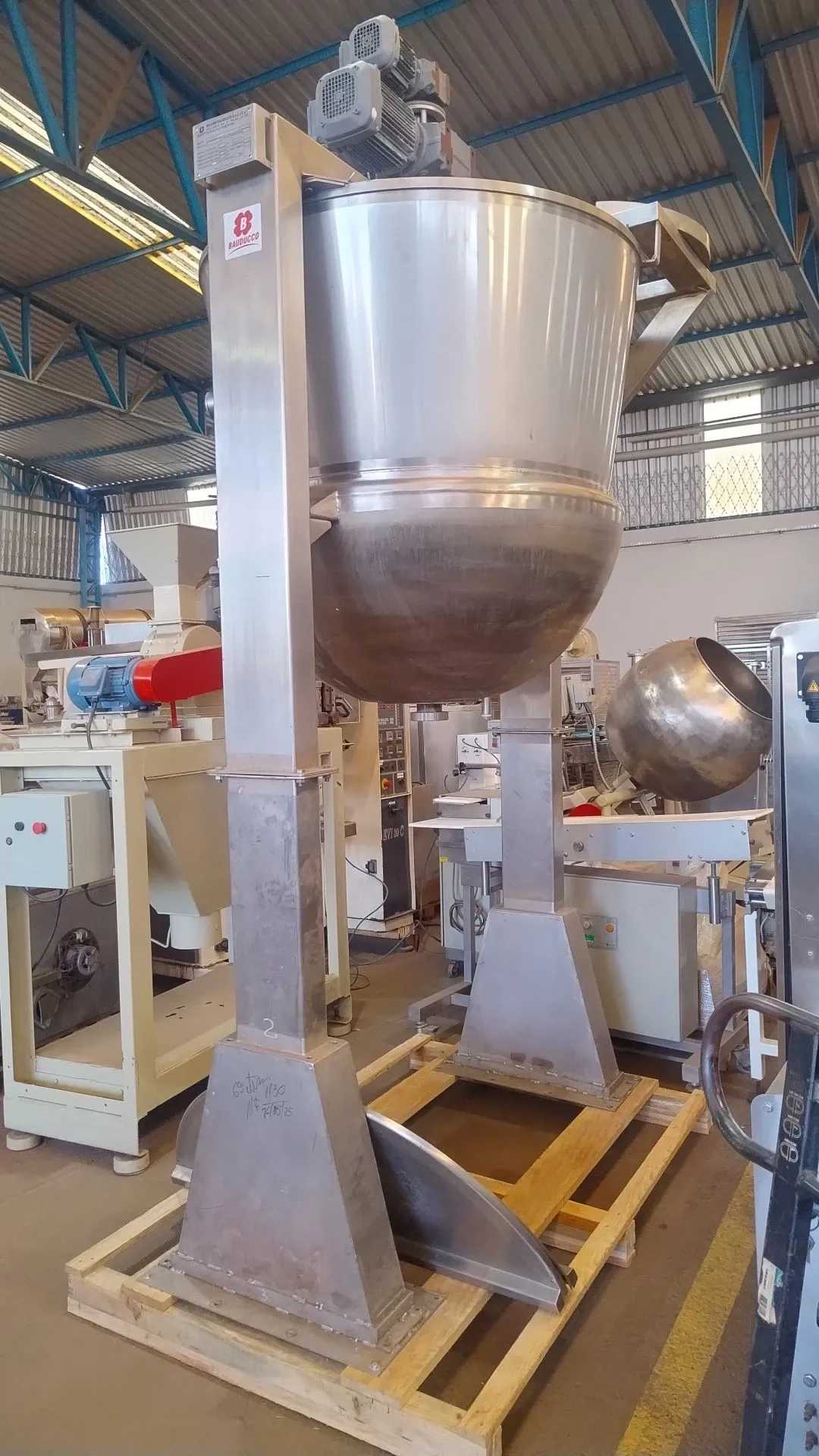 tacho-misturador-encamisado-em-aco-inox-marca-bauducco-argentina