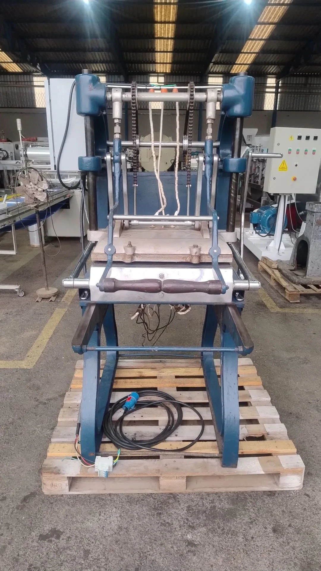 fabricadora-casquinha-biju-marca-sicola