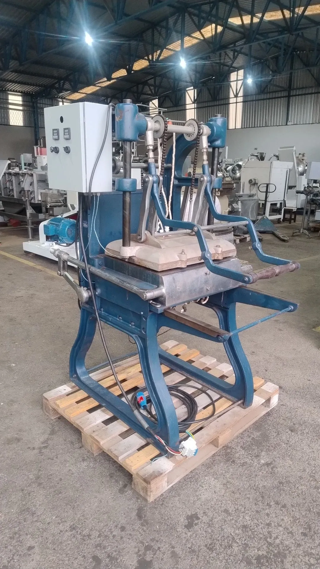 fabricadora-casquinha-biju-marca-sicola