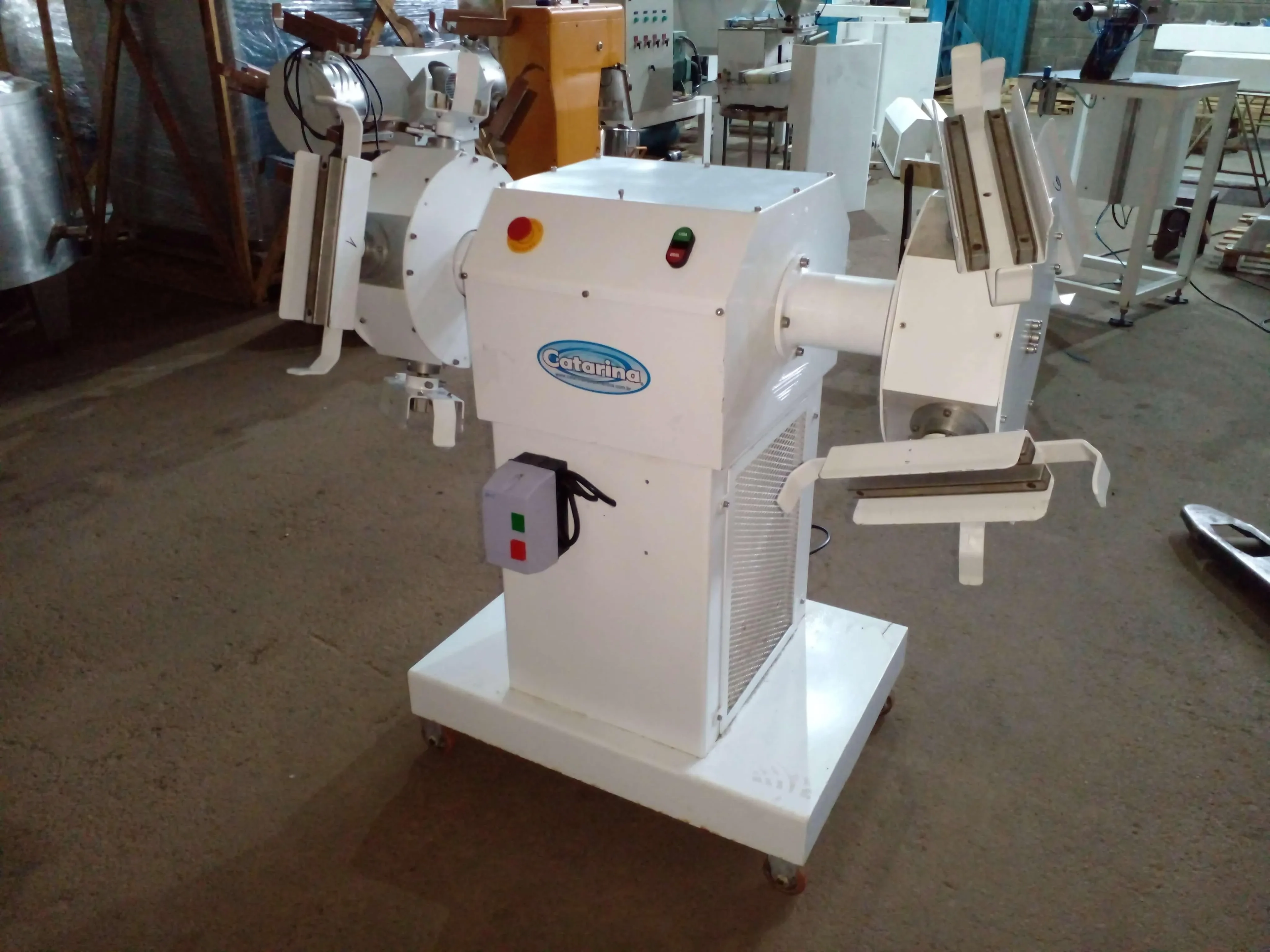 centrifuga-para-ovos-de-chocolate-8-livros