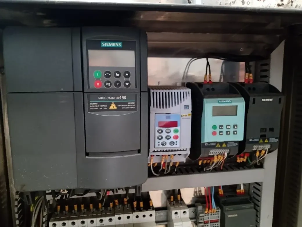 posicionador-de-frascos-com-pulmao-tipo-girafa-marca-imsb