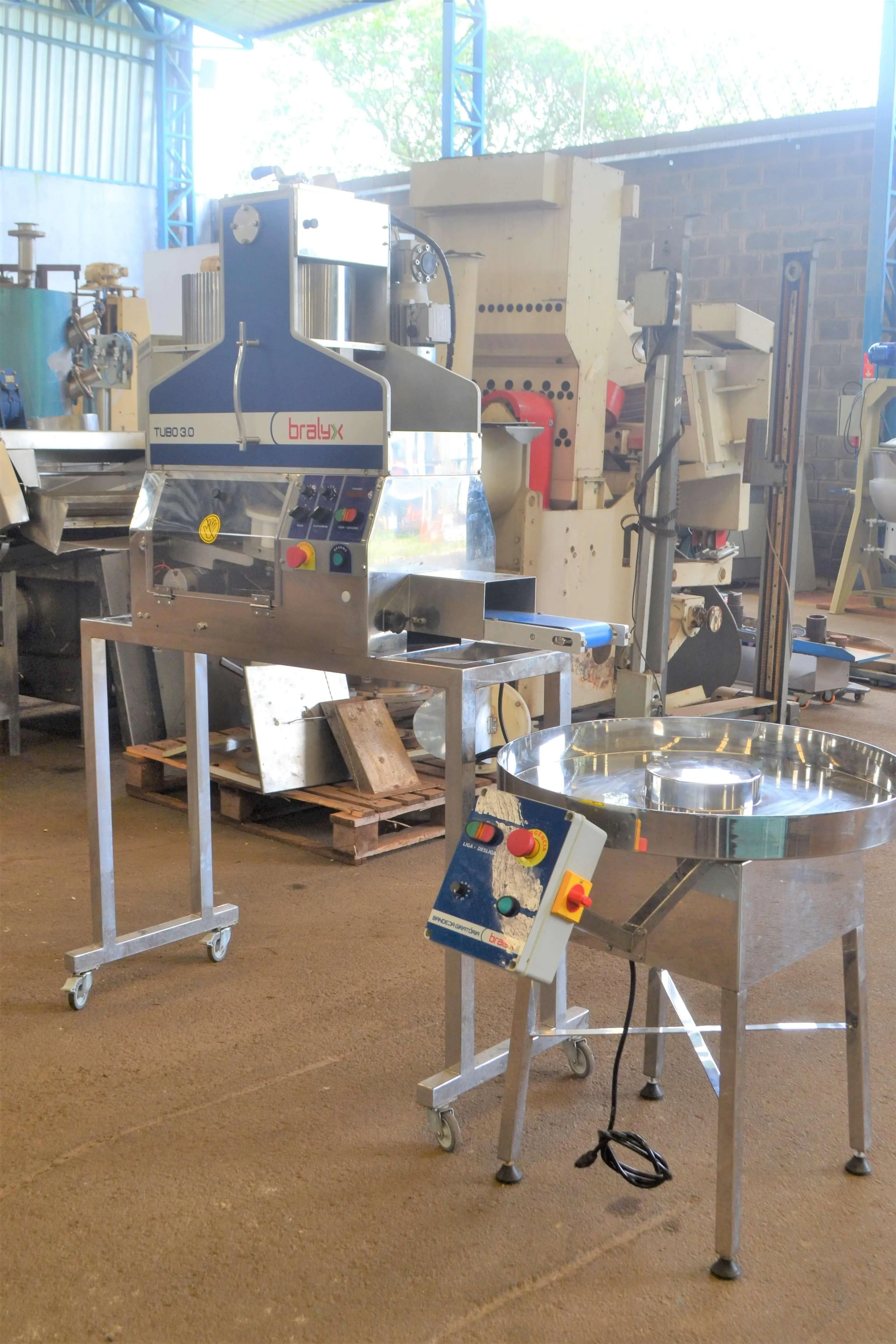 linha-para-fabricacao-de-docinhos-para-festas-marca-bralyx