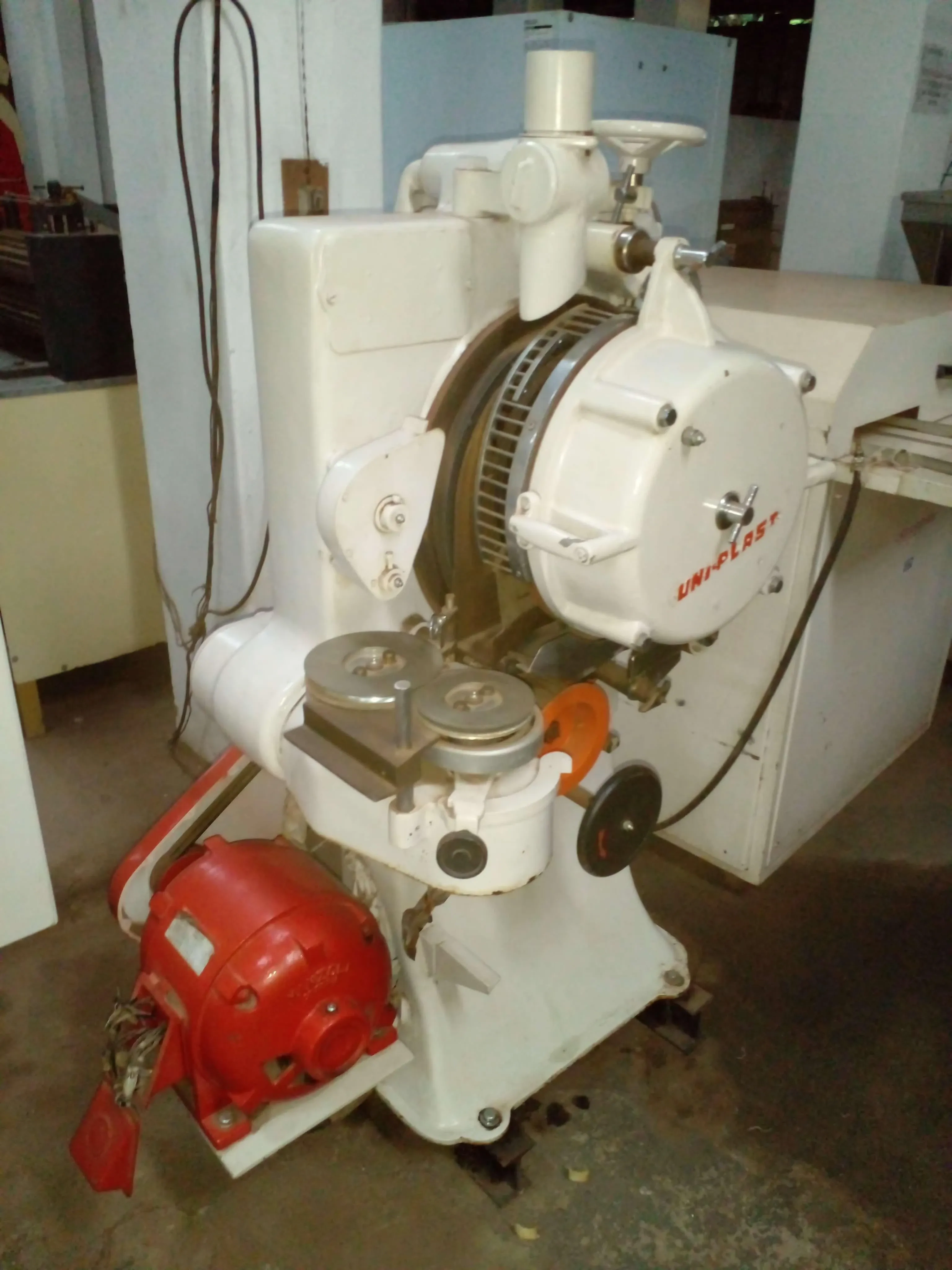 linha-de-fabricacao-de-bala-dura-500-kg-hora-marca-hansella-verk