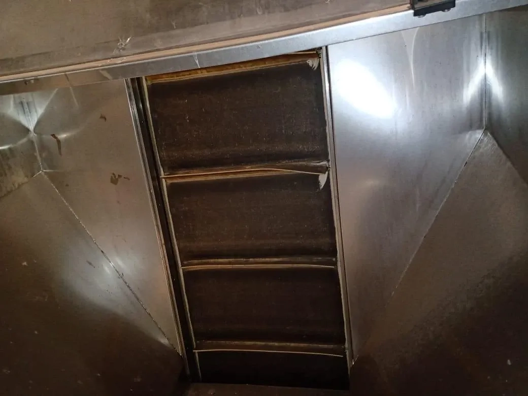 posicionador-de-frascos-com-pulmao-tipo-girafa-marca-imsb