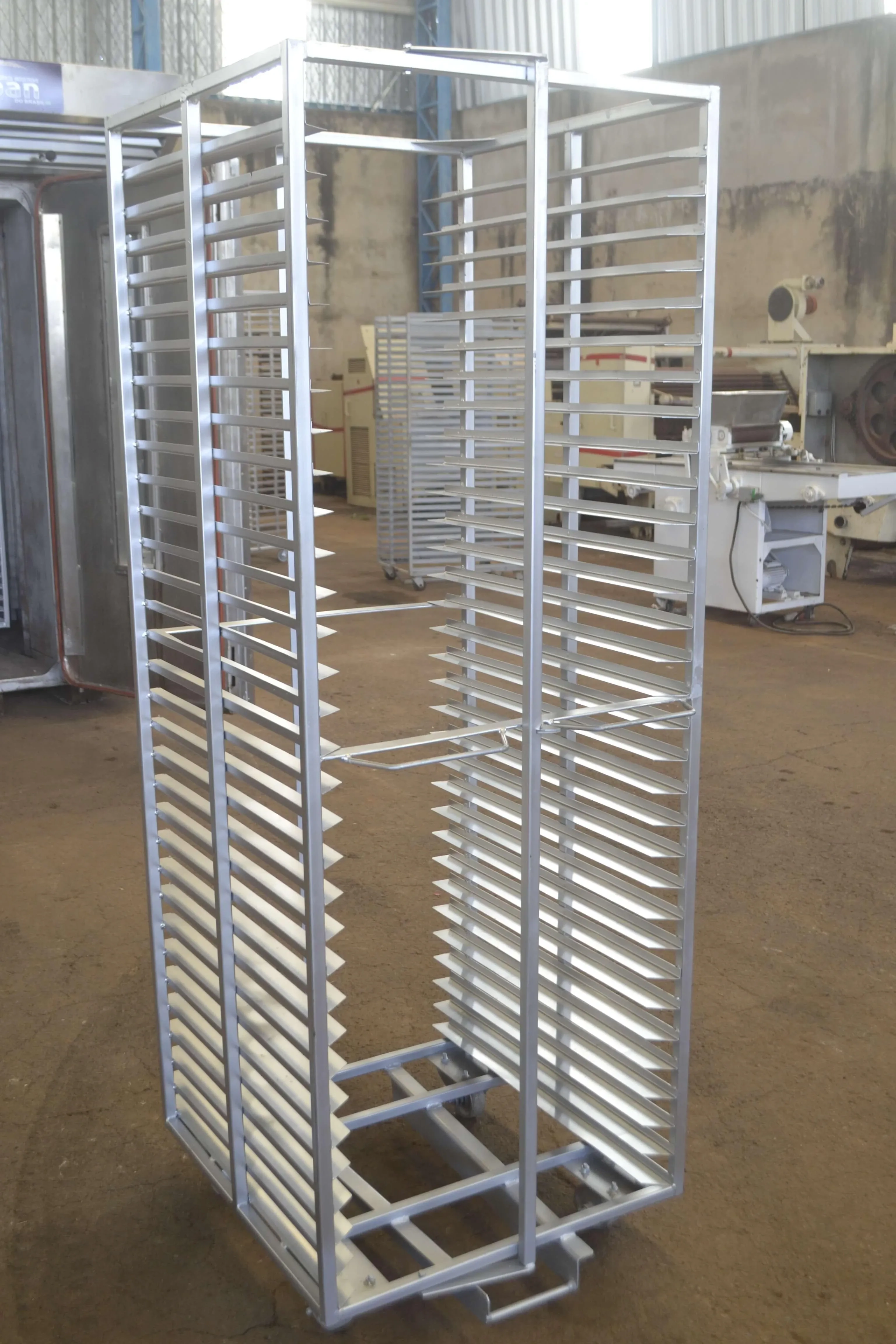 forno-rotativo-a-gas-um-carrinho-marca-haas-reformado-pela-marcepan